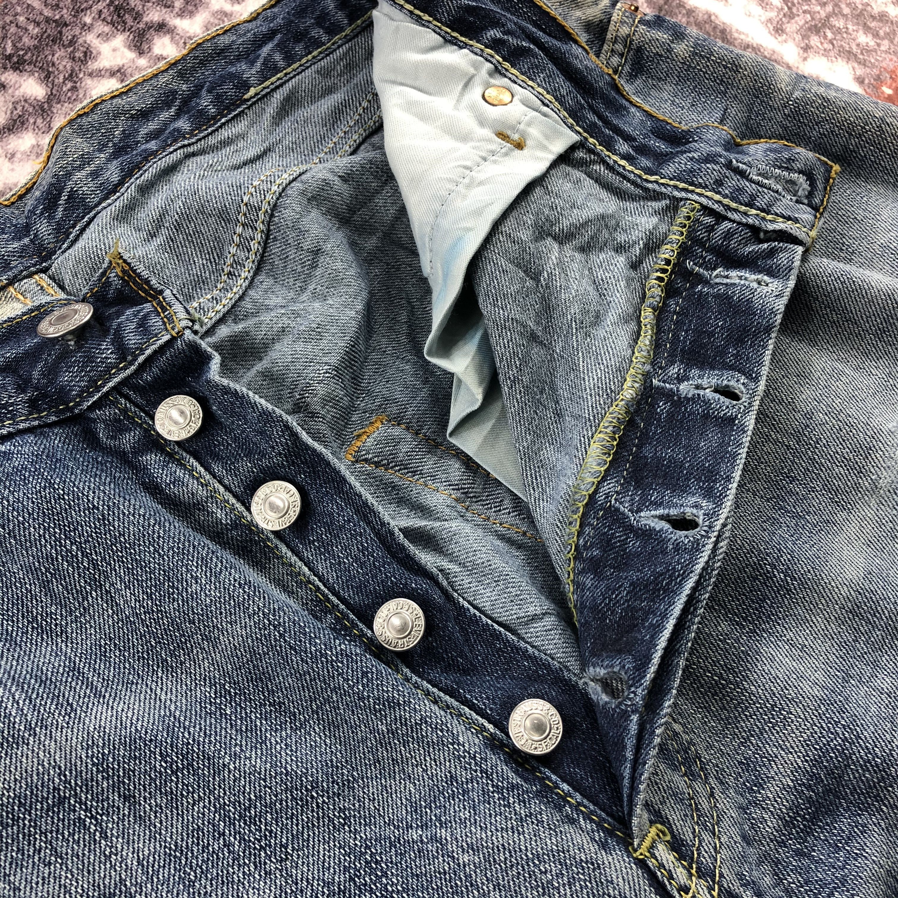 Levi's × Vintage Vintage Distress Levis 501 Jeans-JM2094 Size US 35 - 7 Thumbnail