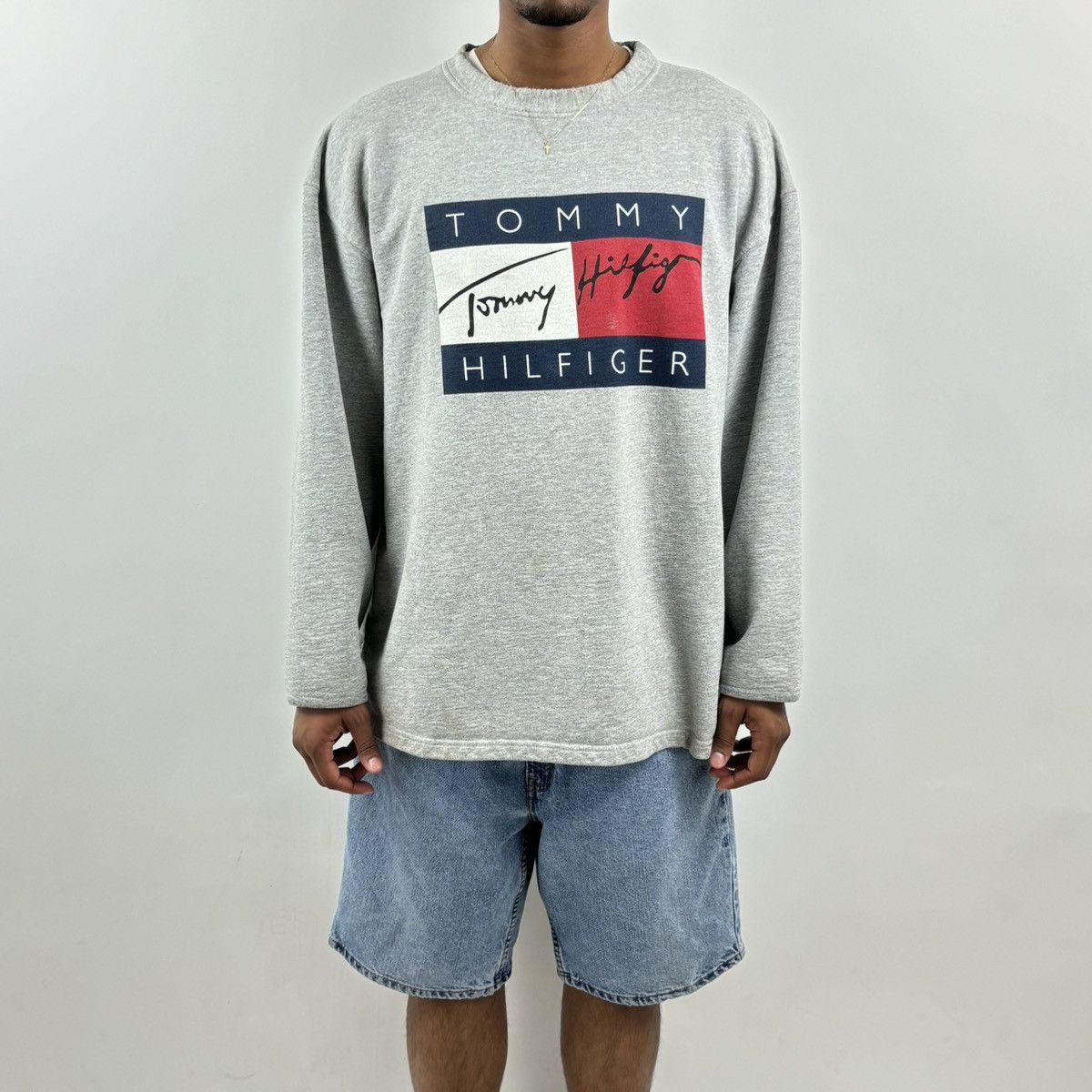 Tommy Hilfiger × Tommy Jeans × Vintage vintage 90s TOMMY HILFIGER Big Flag Logo Spellout sweatshirt Size US XL / EU 56 / 4 - 1 Thumbnail