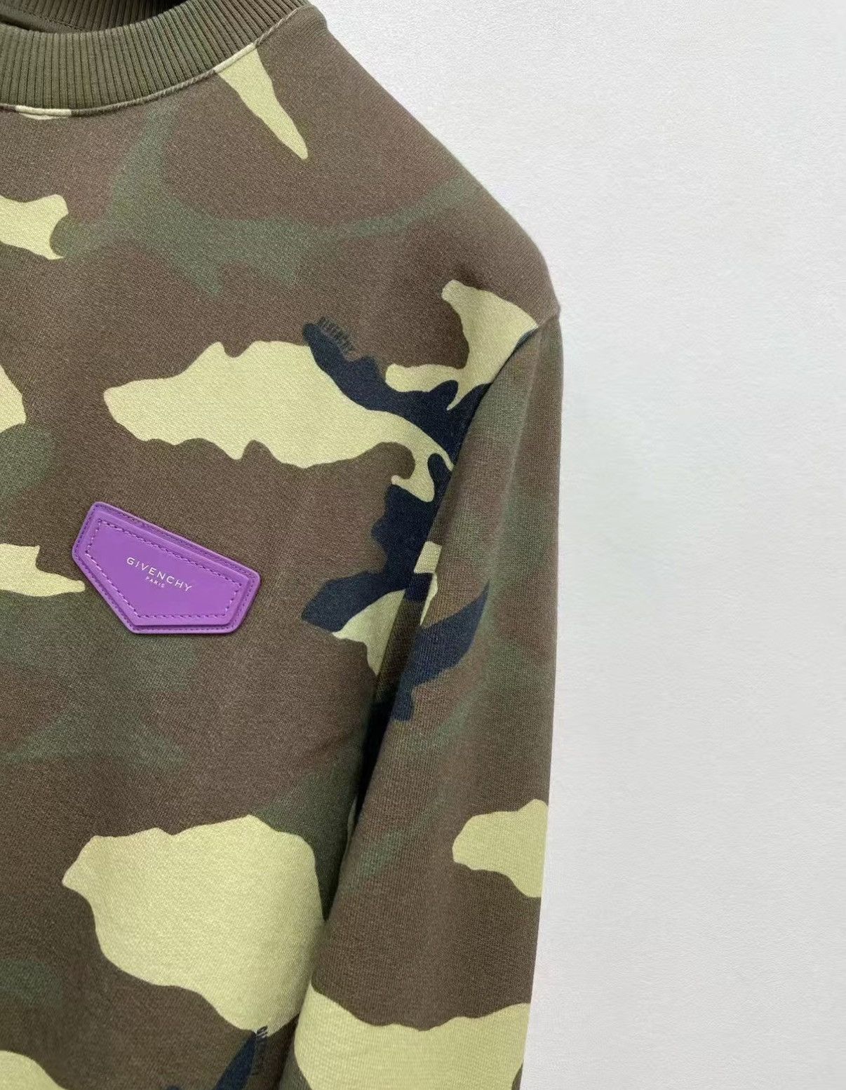 Givenchy Givenchy 100% Cotton Camouflage Sweatshirt J30 Size US L / EU 52-54 / 3 - 3 Thumbnail