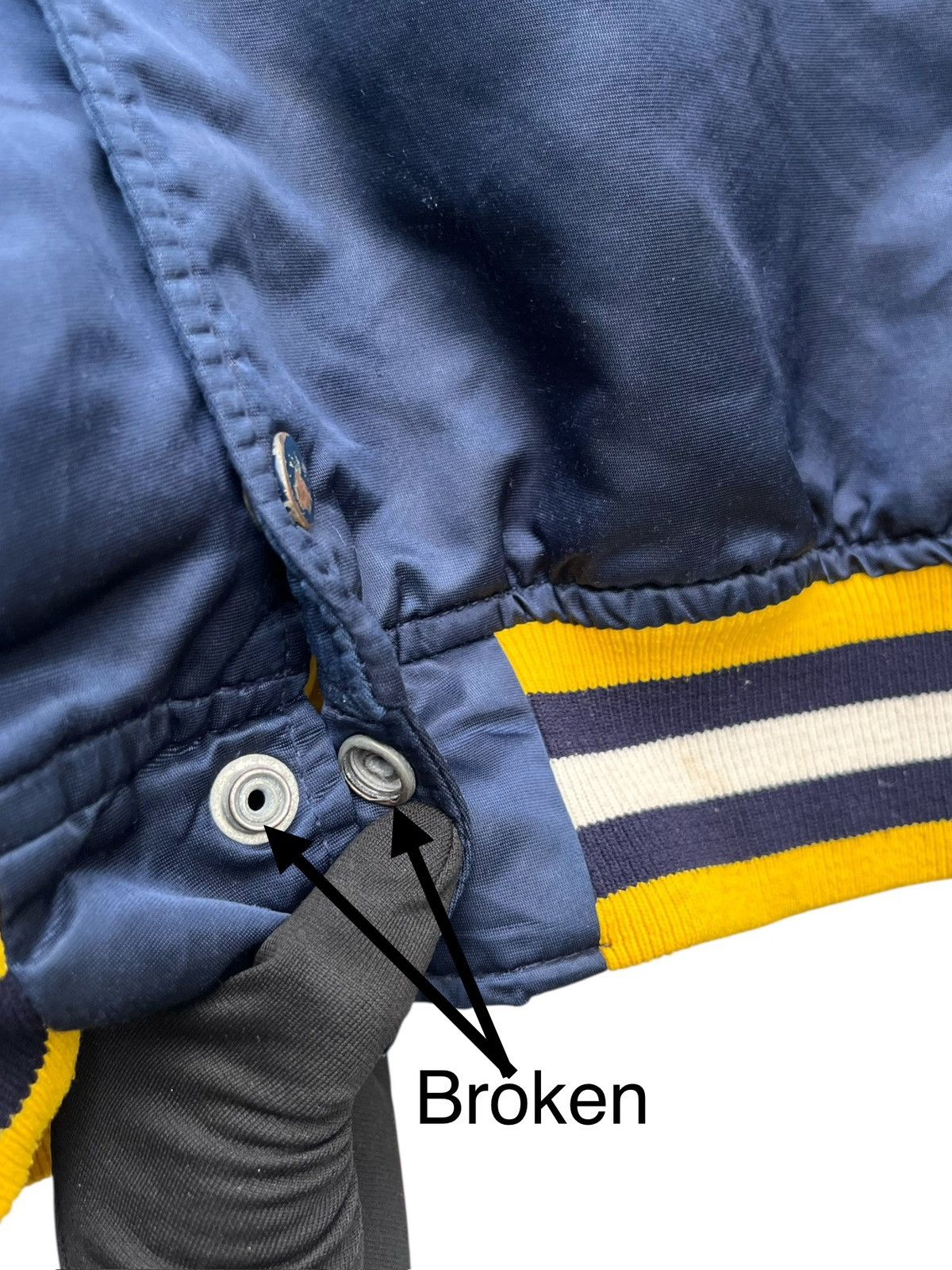 Starter Vintage Starter Michigan Wolverines Satin Varsity Jacket Size US M / EU 48-50 / 2 - 13 Thumbnail