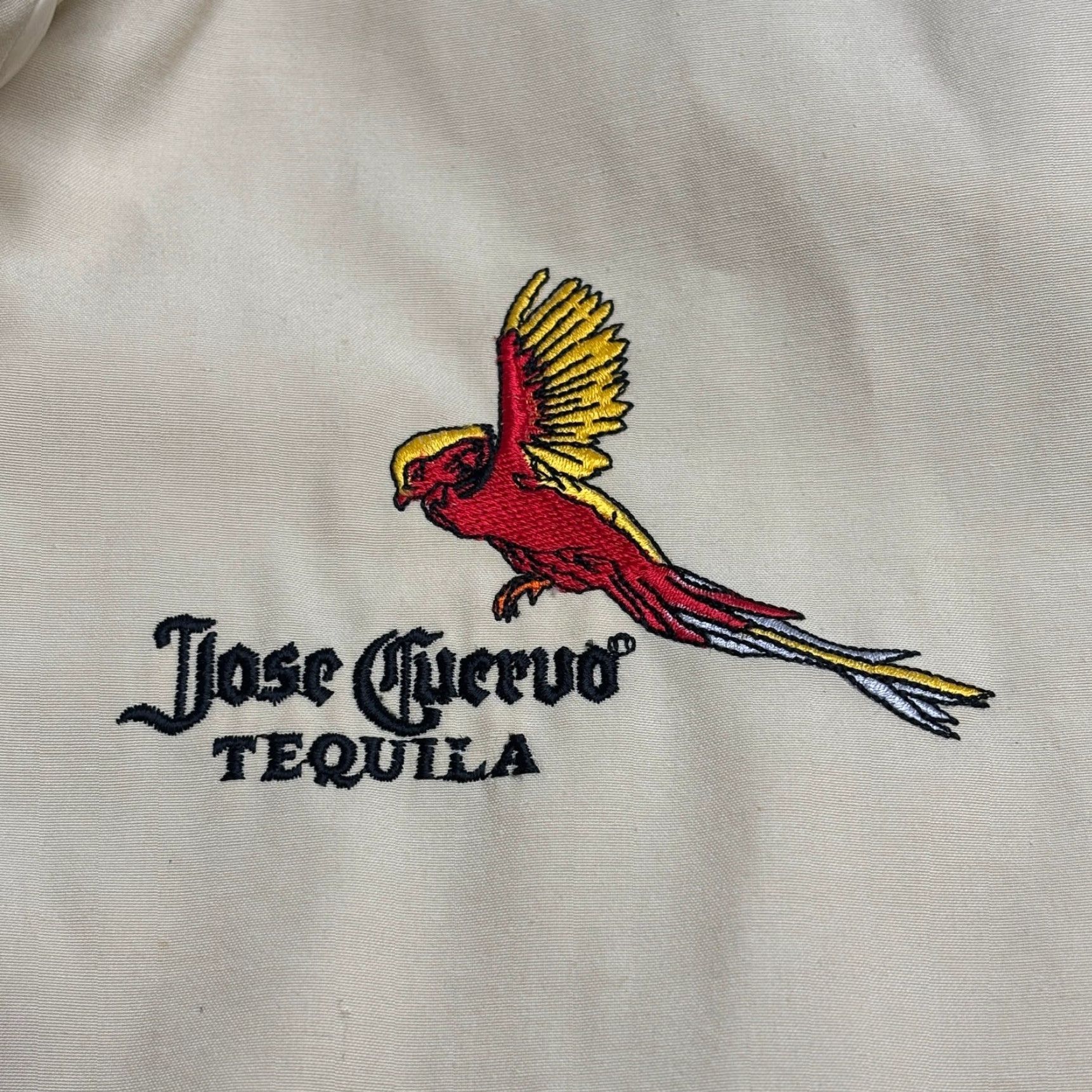 Holloway VINTAGE Jose Cuervo Tequila Jacket Mens Large Beige Windbreaker Holloway USA Size US L / EU 52-54 / 3 - 5 Thumbnail
