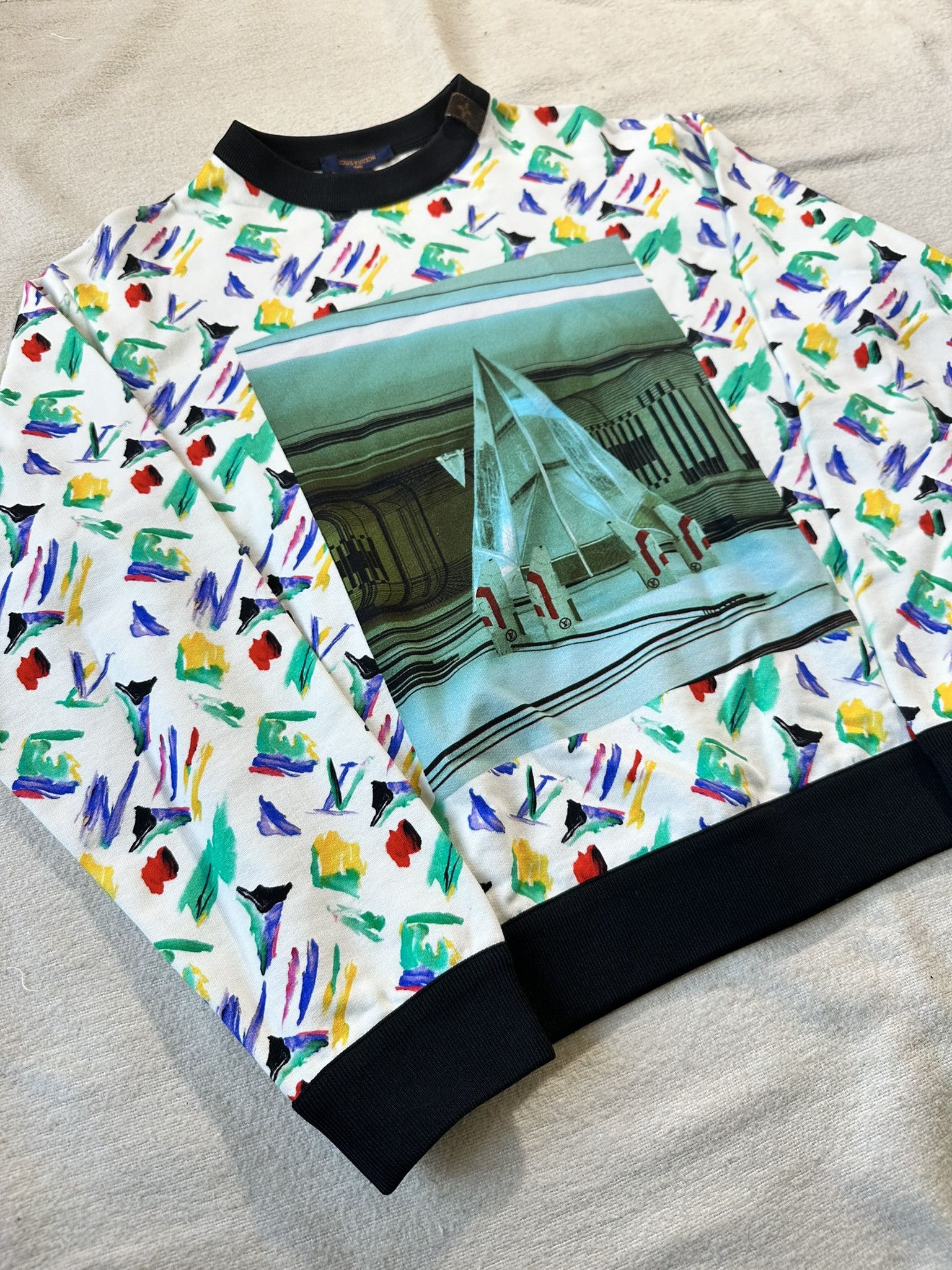 Louis Vuitton Louis Vuitton Sweatshirt Geometric Print Paint Monogram Size US S / EU 44-46 / 1 - 3 Thumbnail