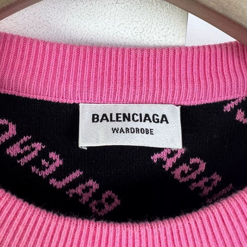 Balenciaga Balenciaga Pink bullet screen full of knitted sweaters Size M / US 6-8 / IT 42-44 - 4 Thumbnail