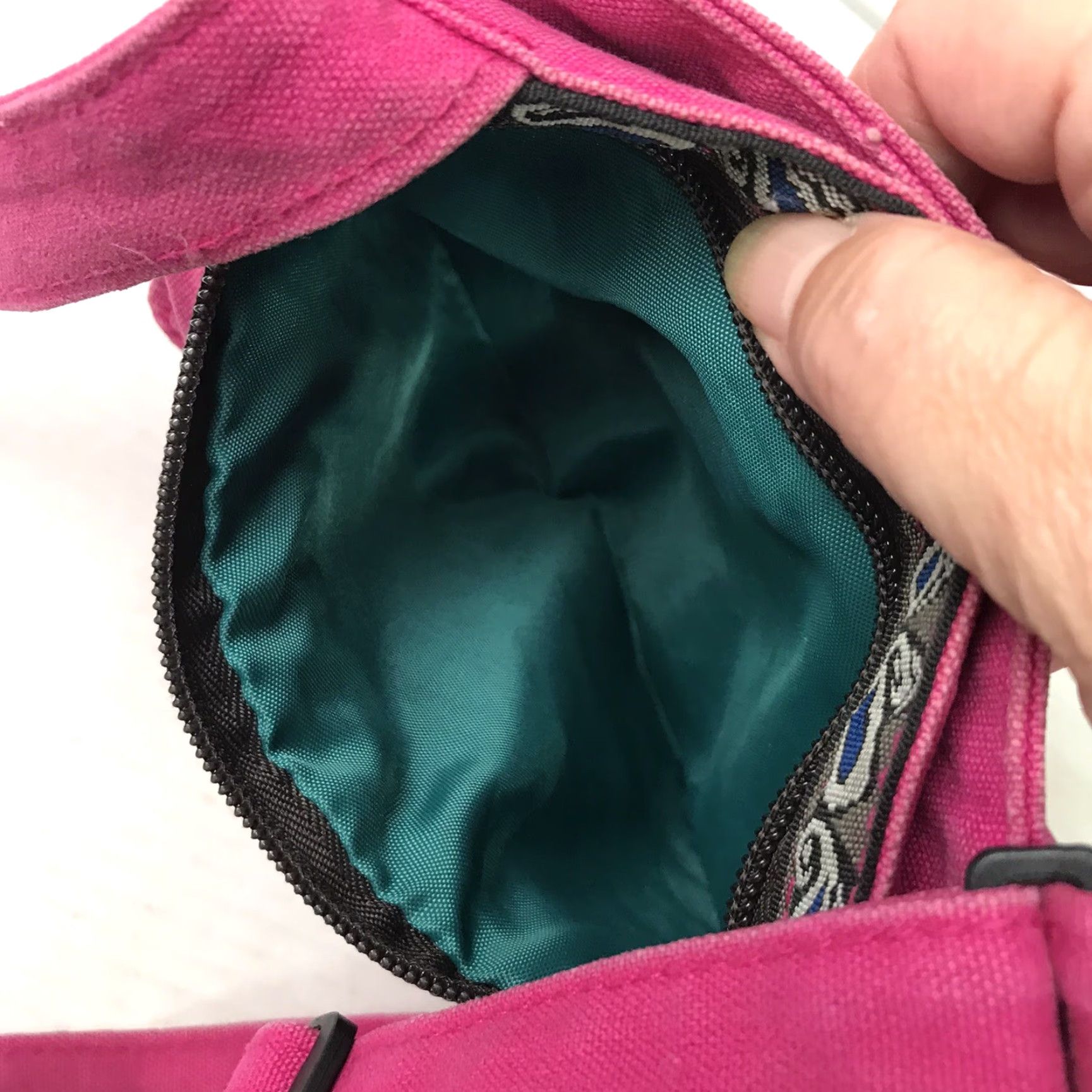 KAVU KAVU Pink Canvas Crossbody Bag Medium with Adjustable Strap, Pockets, and Turquoise Lining for Women Size ONE SIZE - 6 Thumbnail