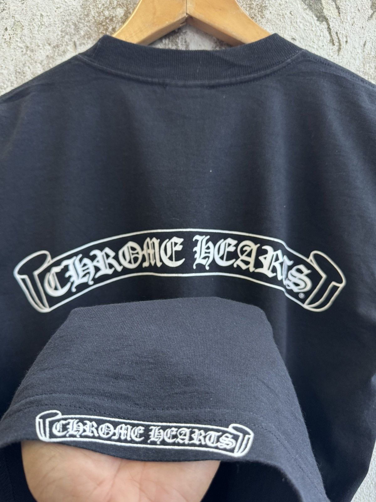 Chrome Hearts CHROME HEARTS Scroll Logo Pocket tee Size US M / EU 48-50 / 2 - 4 Thumbnail