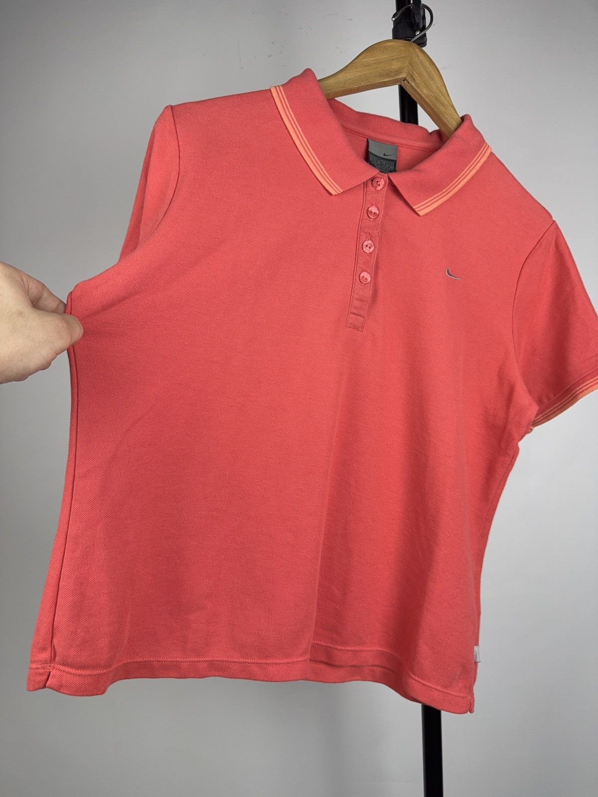 Nike 00s Retro vntg Nike Dri-Fit Swoosh Polo Shirt Coral Women Size L / US 10 / IT 46 - 5 Thumbnail