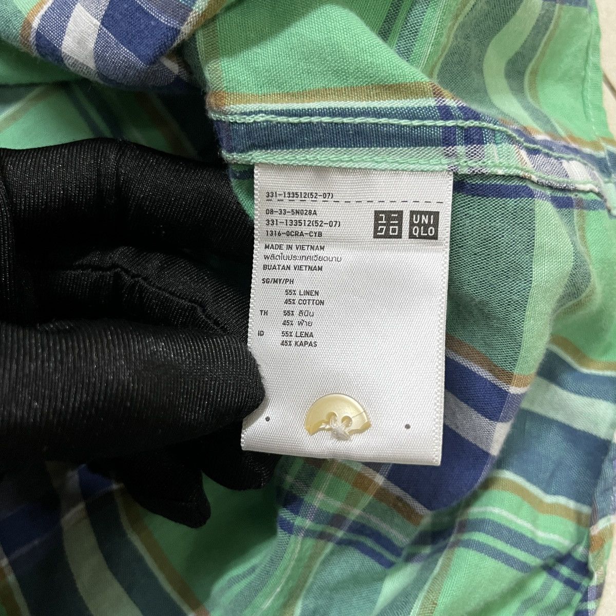 Japanese Brand × Uniqlo × Vintage Uniqlo Checkered Shirt Size US S / EU 44-46 / 1 - 4 Thumbnail