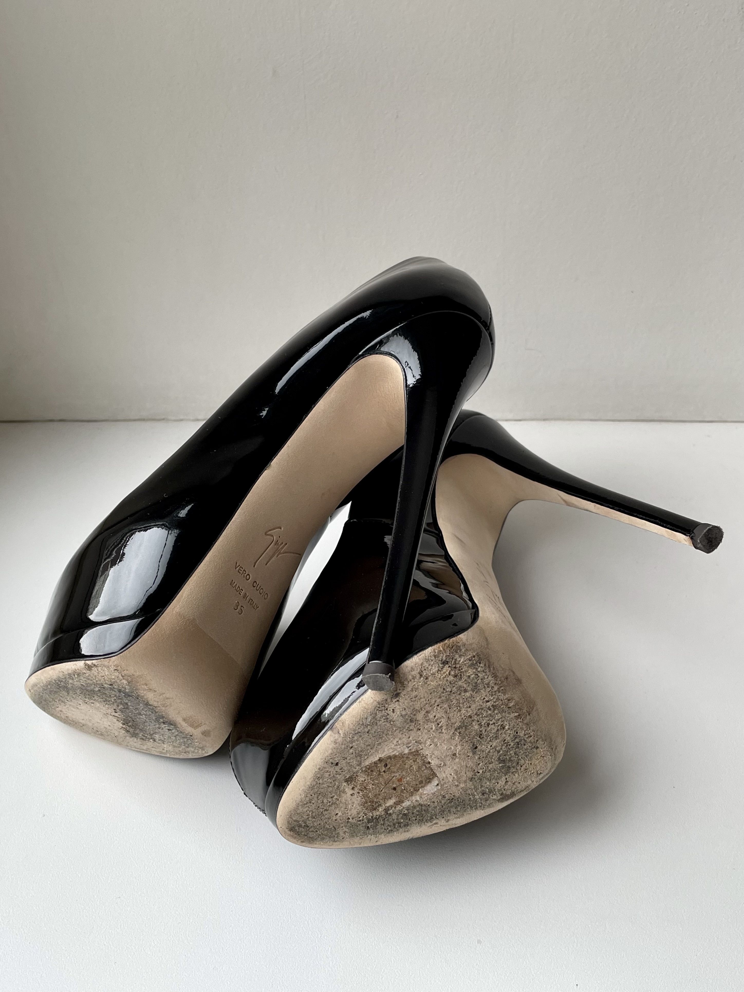 Giuseppe Zanotti Giuseppe Zanotti Black Patent Pumps 35 EU Size US 5 / IT 35 - 9 Thumbnail