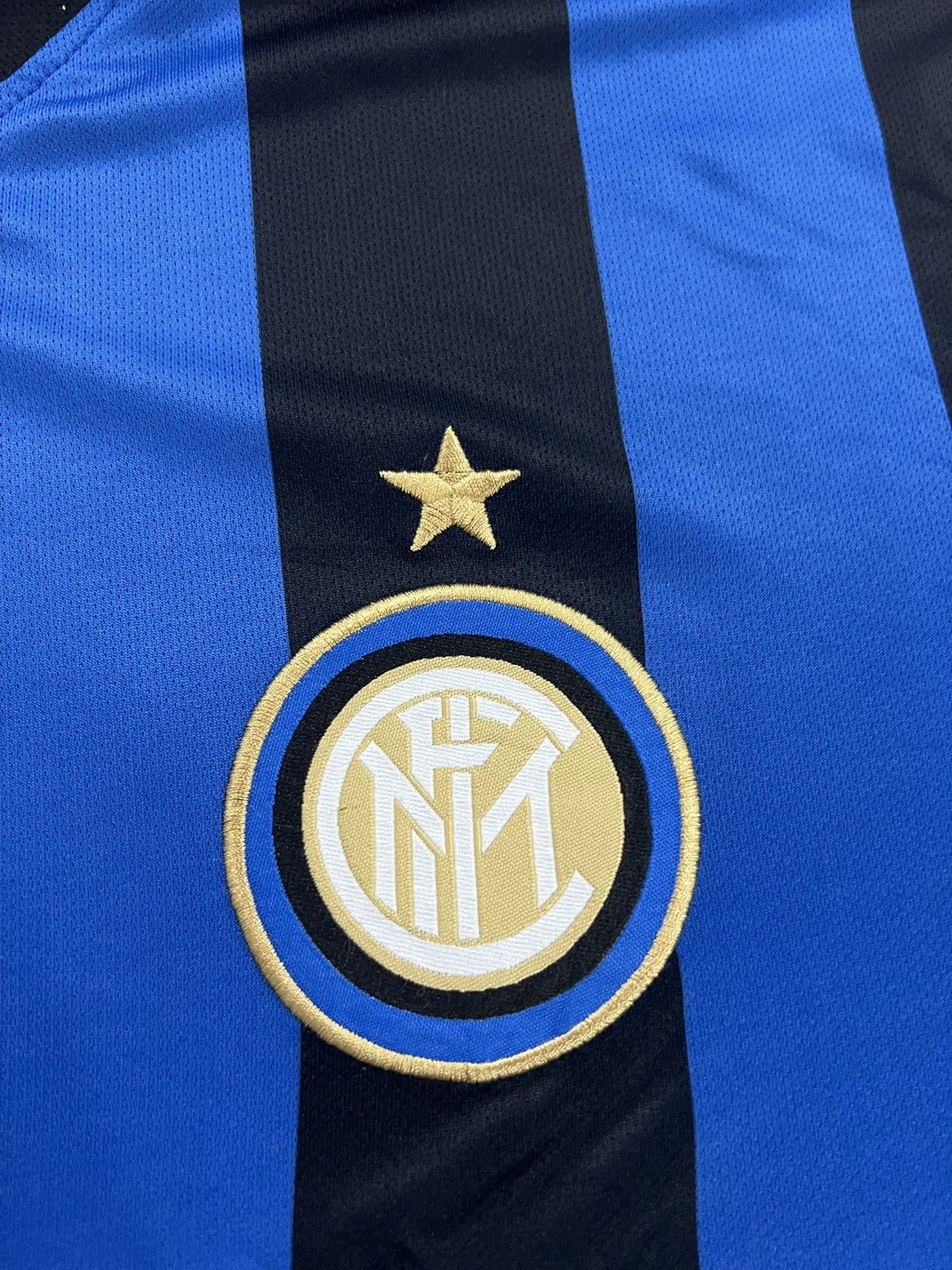 Vintage Inter Milan FC Bootleg Jersey #34 Size US XL / EU 56 / 4 - 5 Thumbnail
