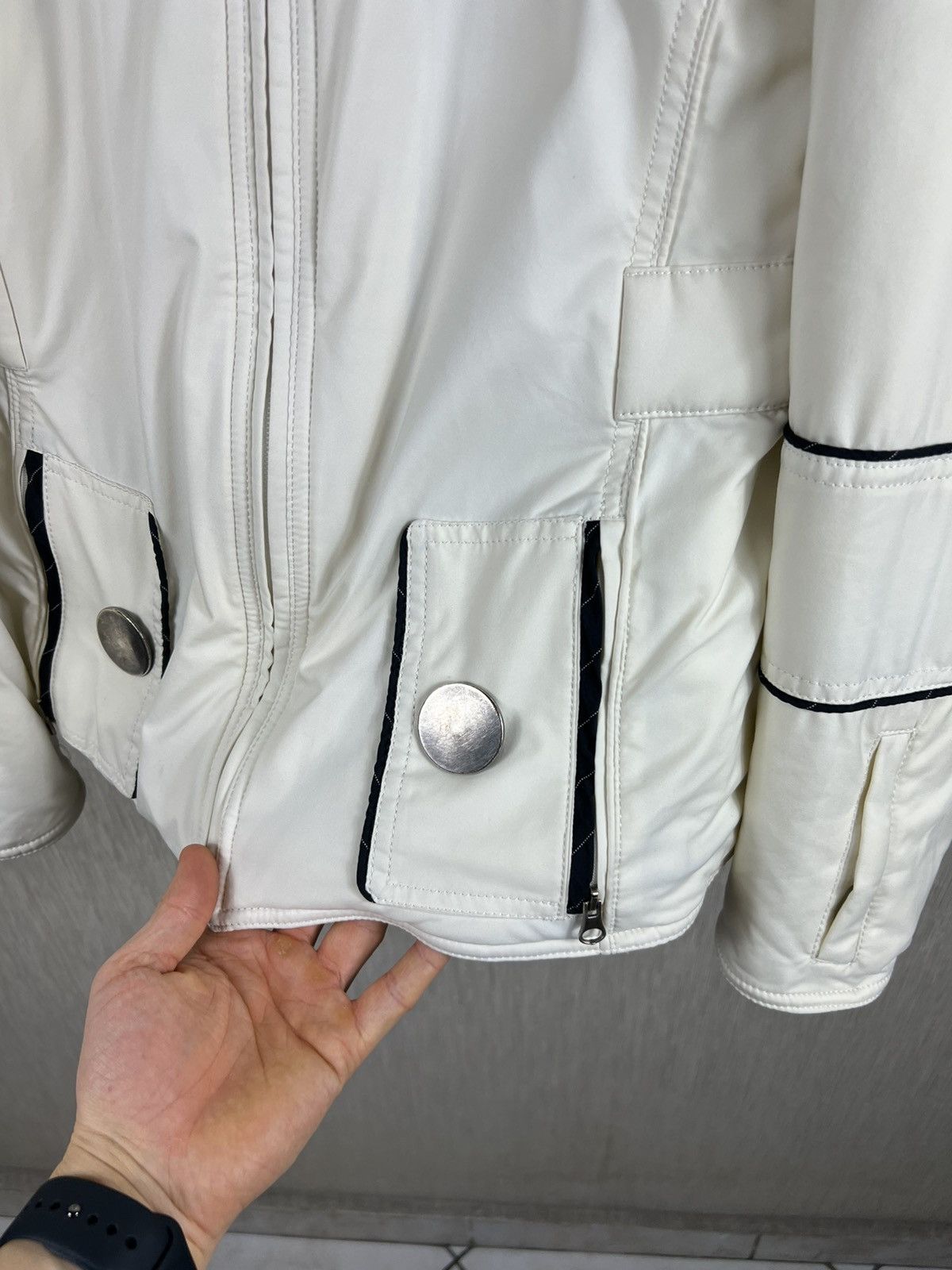 Moncler Vintage Hell is for Heroes y2k real fur ski juicy jacket Size L / US 10 / IT 46 - 24 Thumbnail