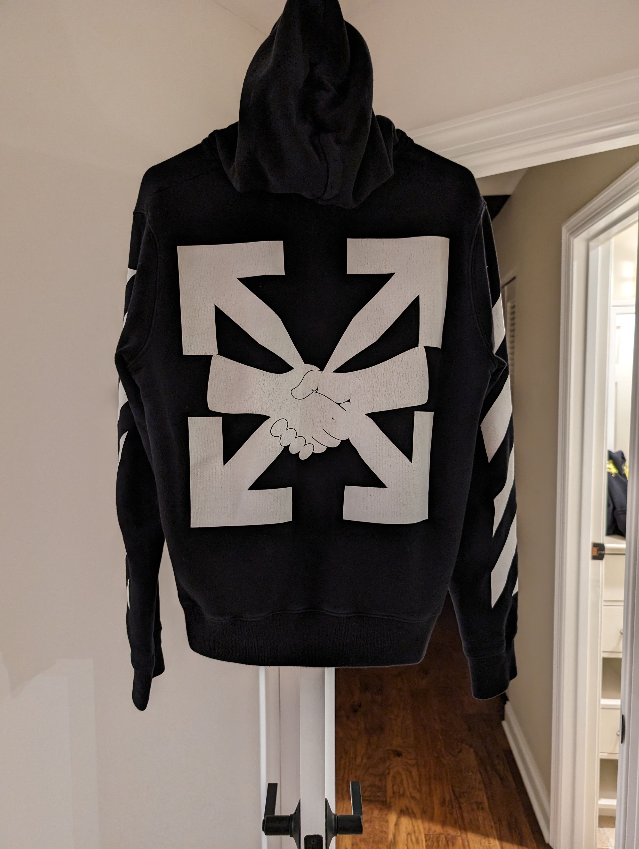 Off white agreement hoodie hotsell