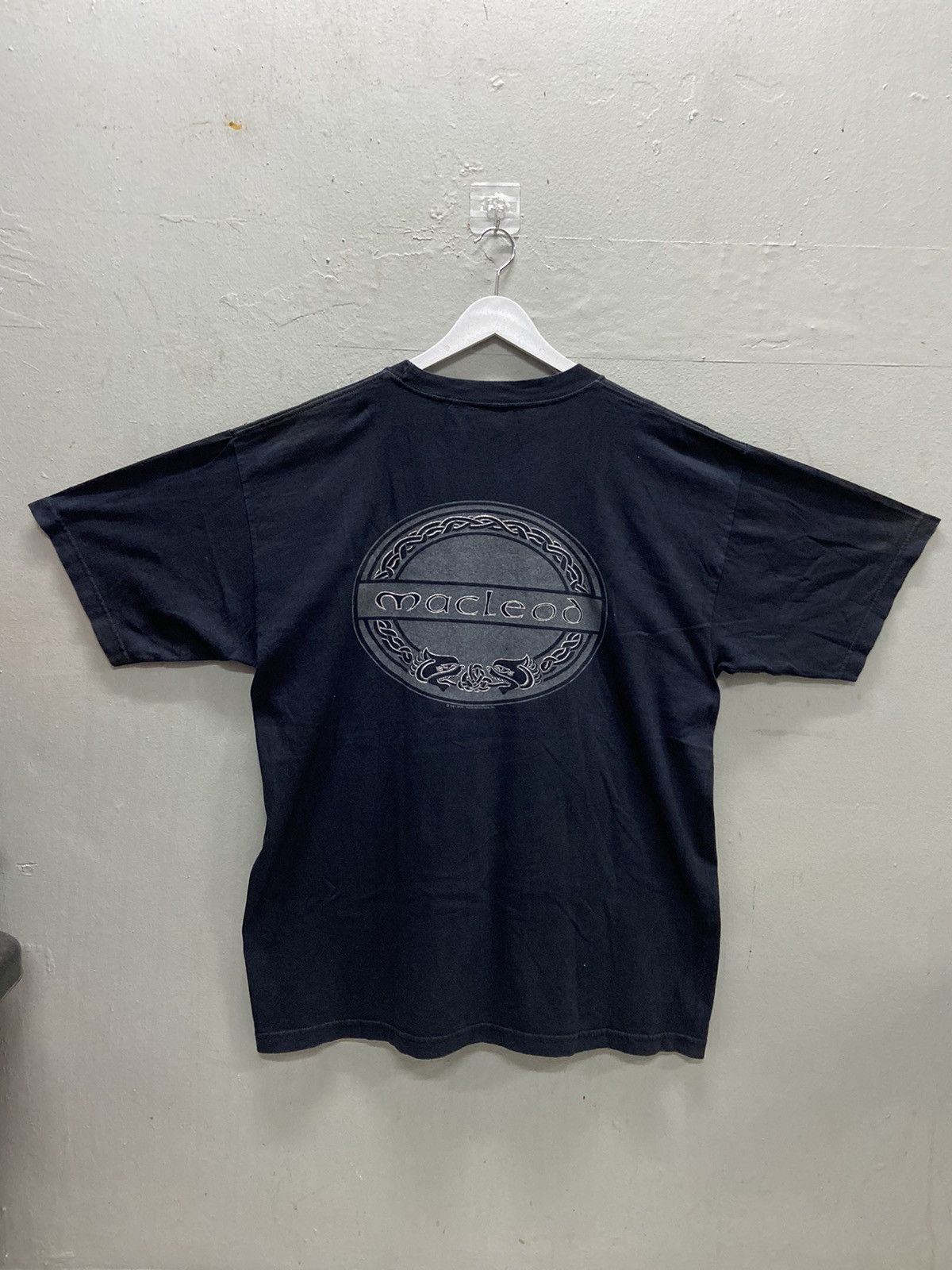 Vintage DUNCAN MACLEOD 1997 THE HIGHLANDER MOVIE TEE SHIRT Size US XL / EU 56 / 4 - 1 Thumbnail