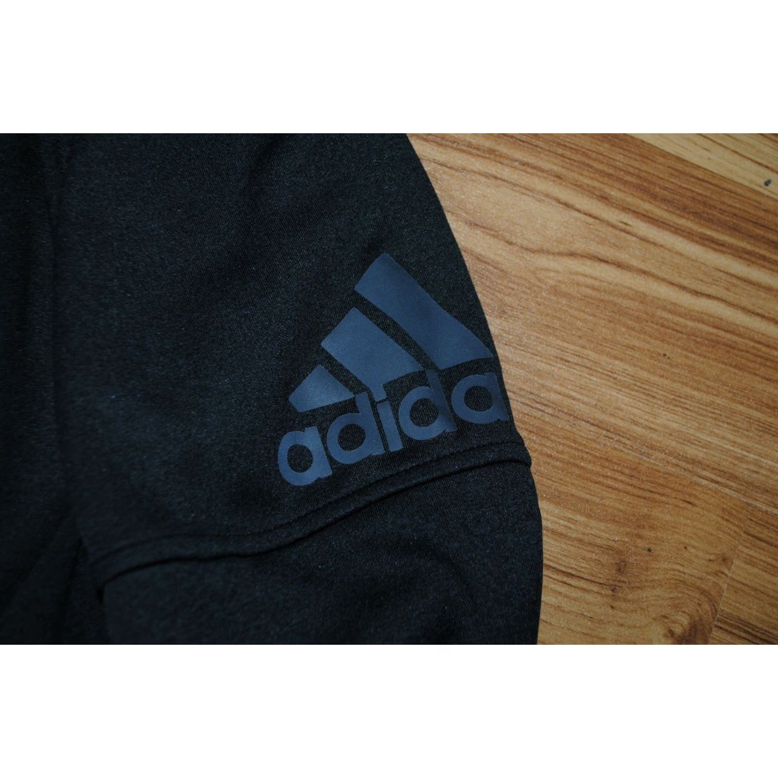 Adidas ADIDAS BLACK GRID PATTERN REFLECTIVE RUNNING JACKET WOMENS SMALL LADYS SHIRT Size S / US 4 / IT 40 - 2 Thumbnail