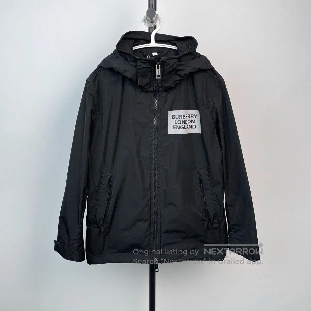 Burberry Burberry Detachable Hooded Letter Print Jacket. Size M / US 6-8 / IT 42-44 - 1 Thumbnail