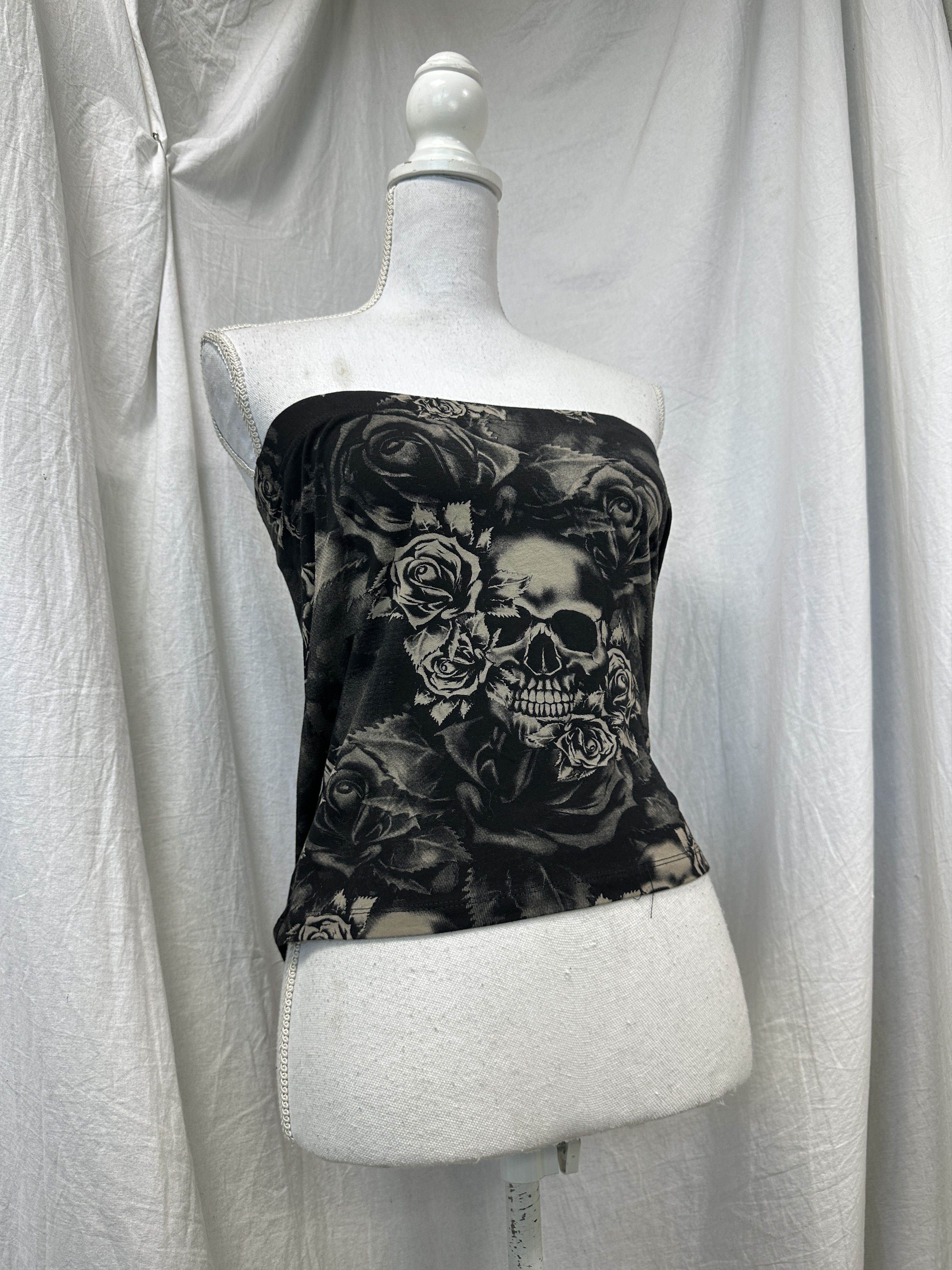 Vintage Vintage Avant Garde Opium Skull Print Skirt/Top Tube Y2K Size 28" / US 6 / IT 42 - 1 Thumbnail