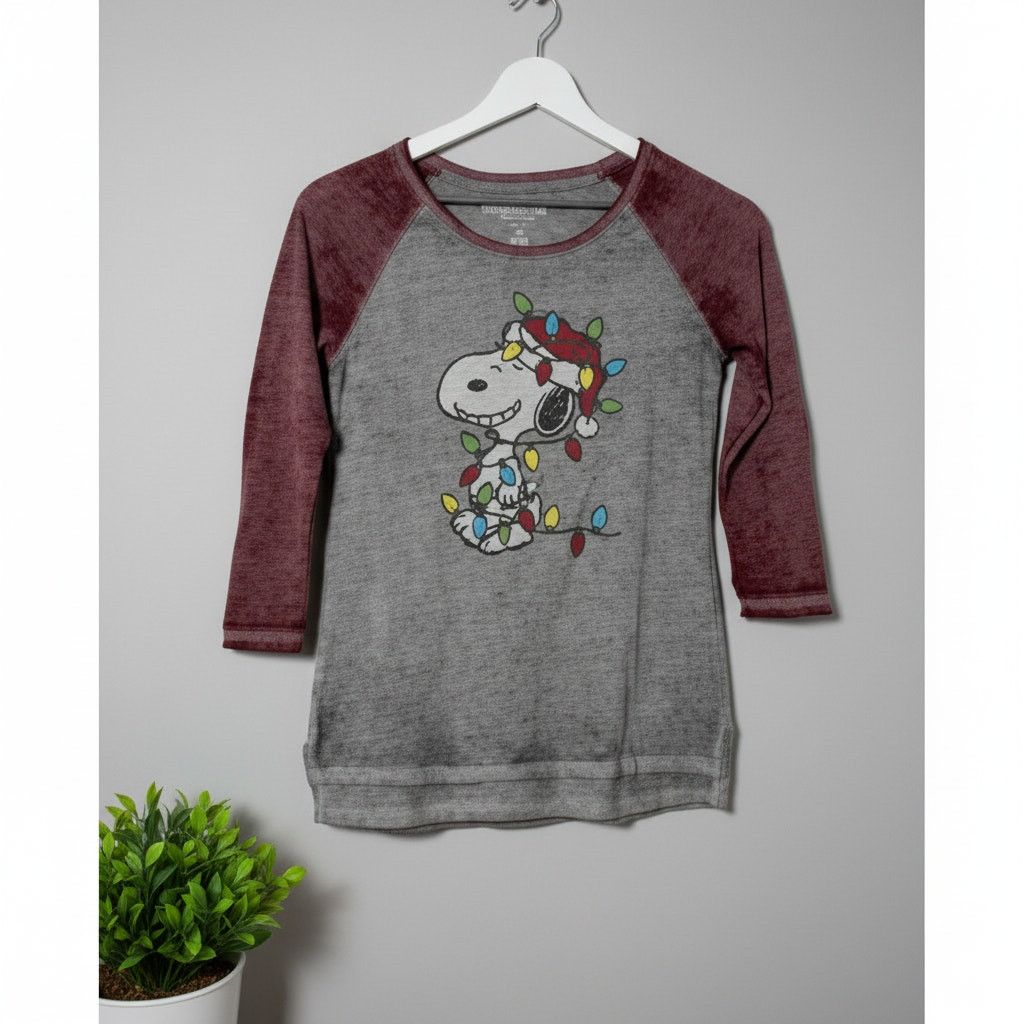 Peanuts Peanuts Snoopy Christmas Holiday Raglan T-Shirt – Size Small Size S / US 4 / IT 40 - 1 Thumbnail