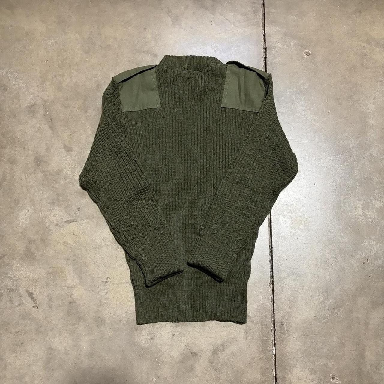 Vintage Vintage DCSP Military Sweater Ribbed Knit Army Olive Green Size US L / EU 52-54 / 3 - 5 Thumbnail