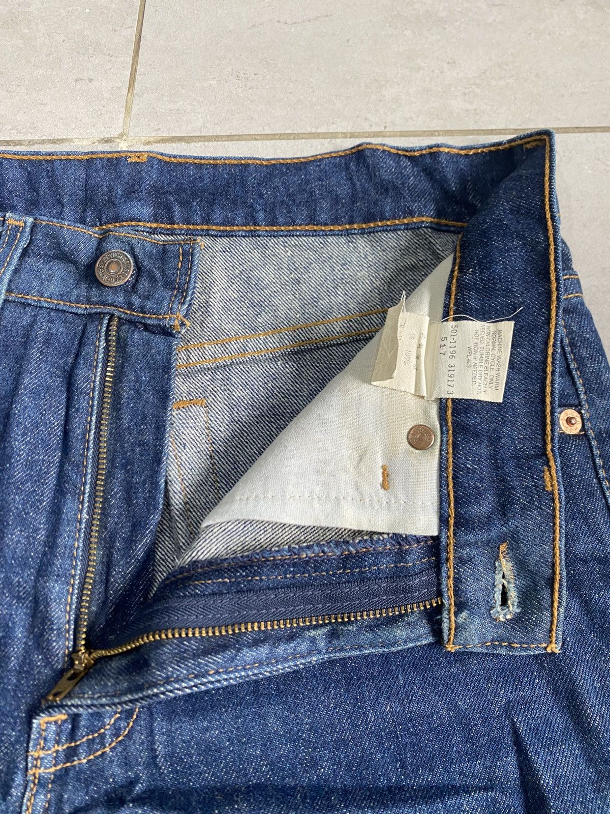 Levi's VINTAGE LEVIS 517 USA Size US 30 / EU 46 - 9 Thumbnail