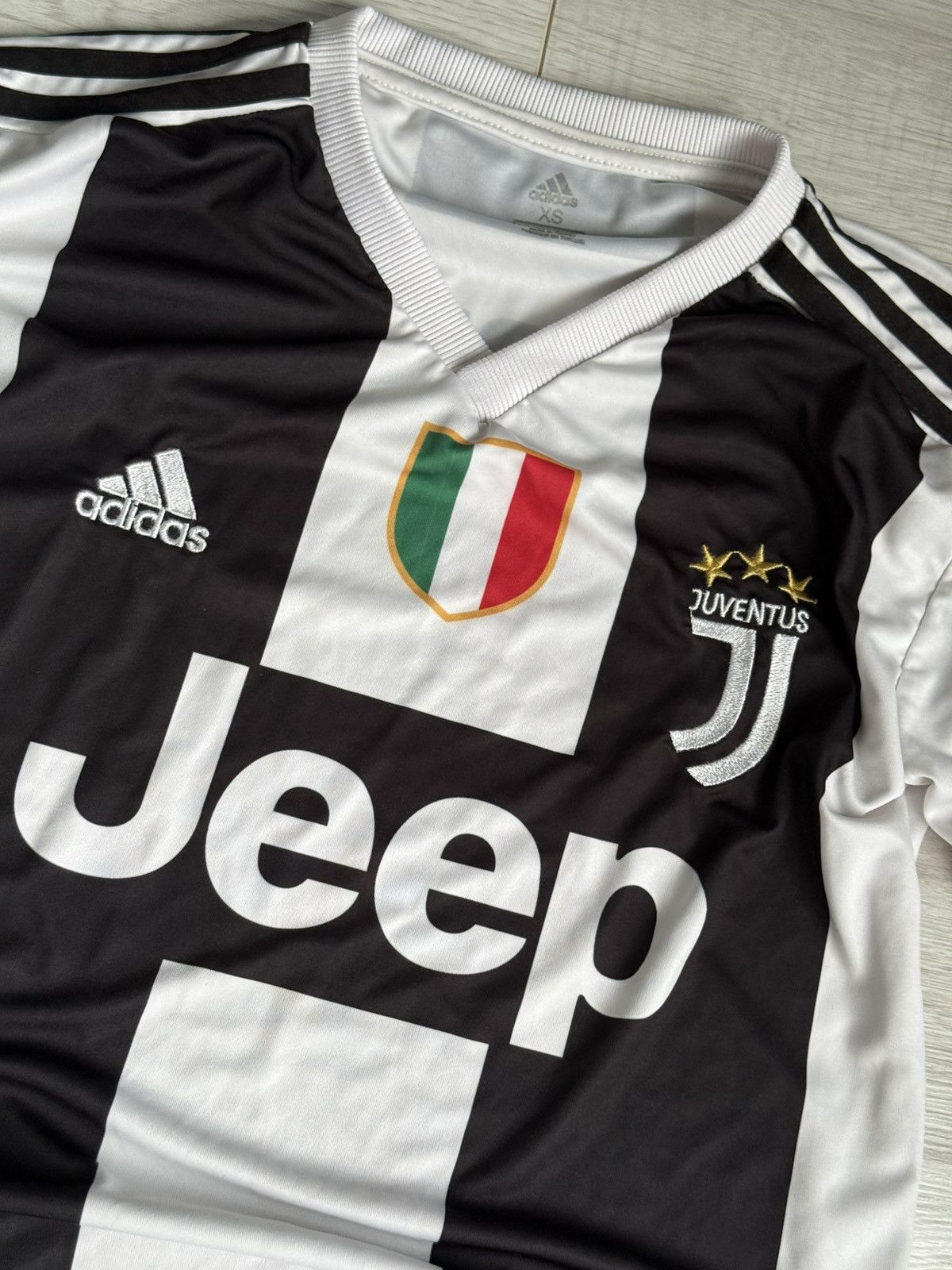Adidas Vintage Adidas Juventus Soccer Jersey #7 Ronaldo kit Size US XS / EU 42 / 0 - 3 Thumbnail