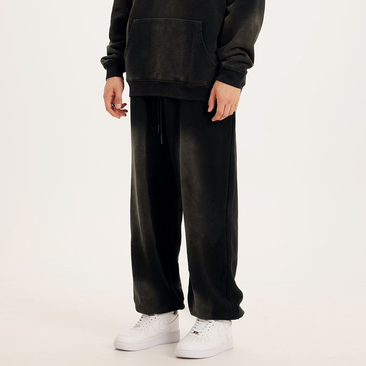 Supreme Super HeavyWeight Sun Faded Sweatpants Size US 32 / EU 48 - 2 Thumbnail