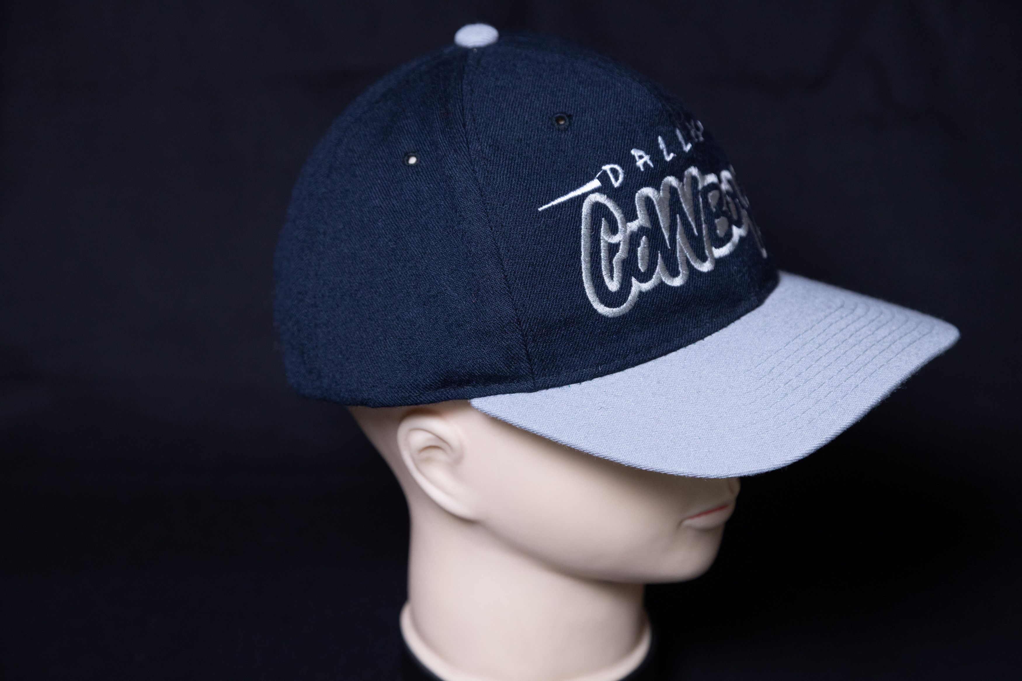 NHL Vintage 90s Starter Dallas Cowboys Shockwave Snapback Hat Size ONE SIZE - 6 Thumbnail