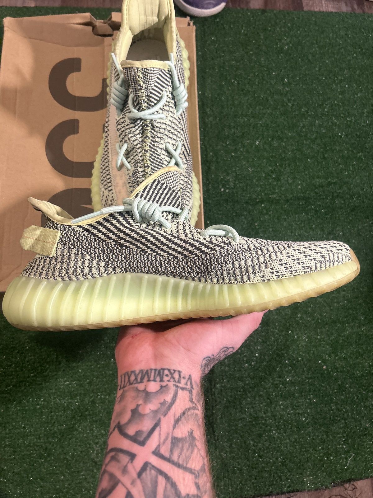 Adidas × Yeezy Yeeree Size US 12 / EU 45 - 4 Thumbnail