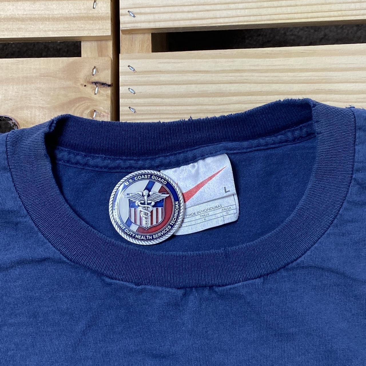 Nike Vintage Nike Faded Navy Blue Embroidered Tee Size Large Size US L / EU 52-54 / 3 - 6 Thumbnail