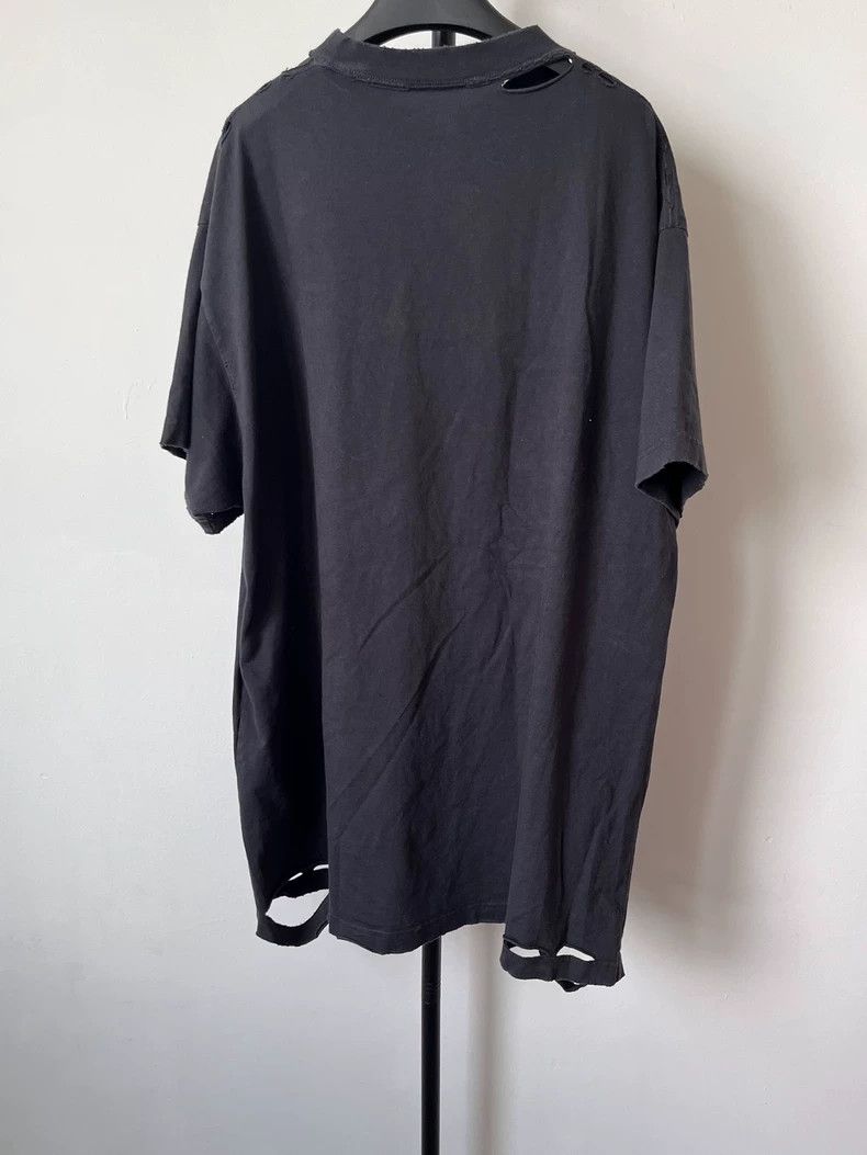 Balenciaga Balenciaga Printed Pattern Round Neck Hole Short Sleeve T- Size US M / EU 48-50 / 2 - 2 Thumbnail