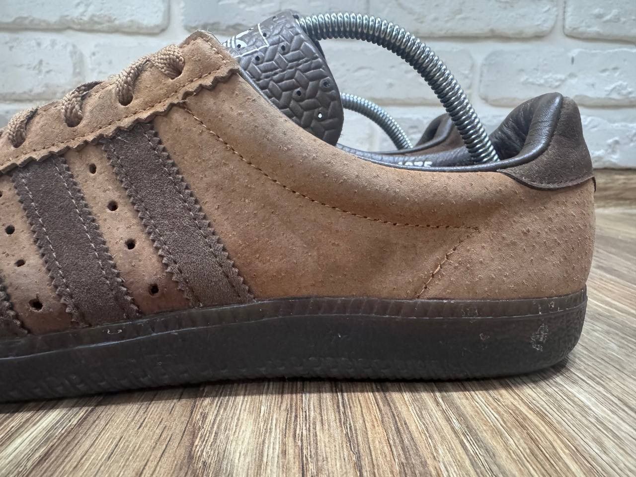 Adidas Adidas Padiham SPZL 2017 Brown Sneakers Size US 8 / EU 41 - 3 Thumbnail
