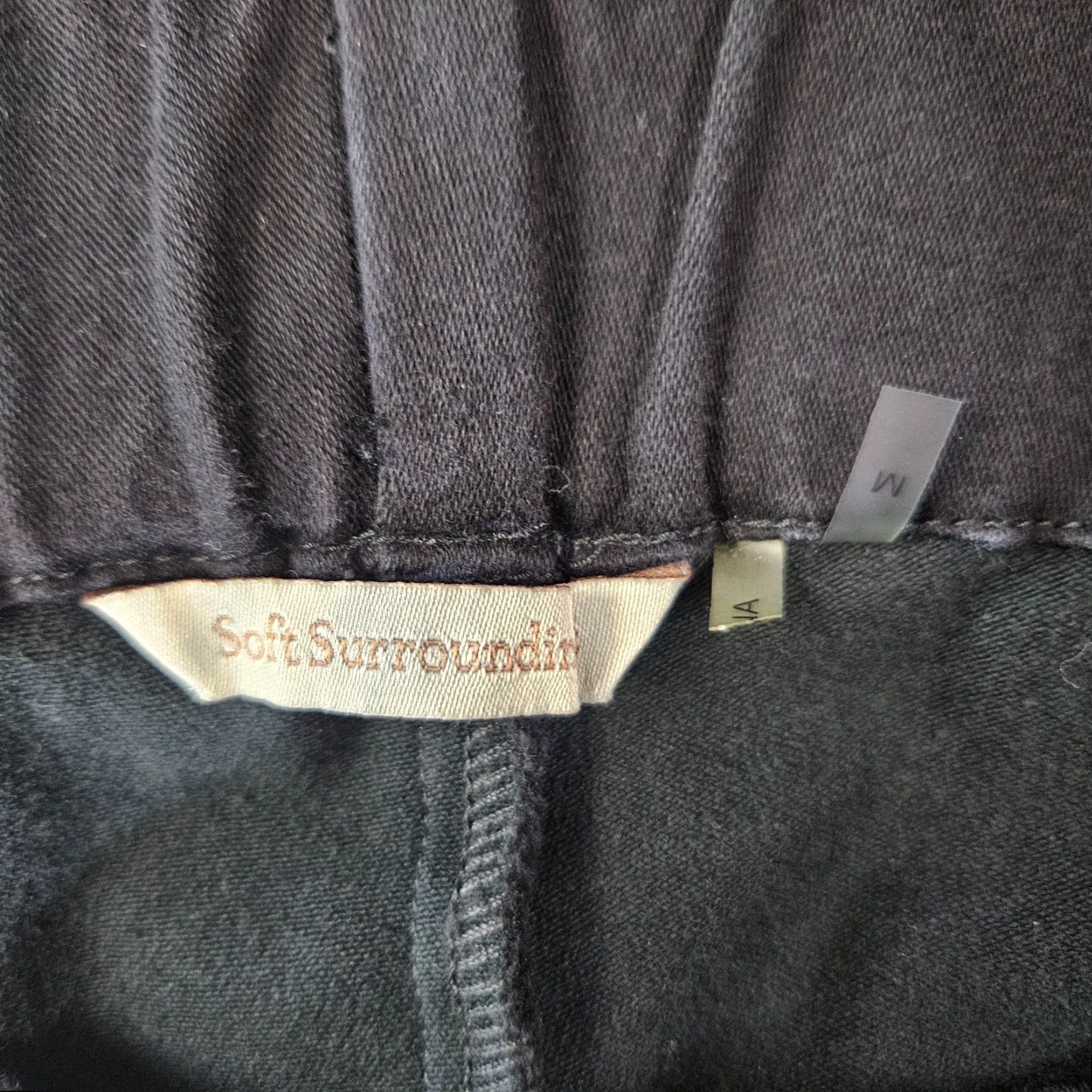 Soft Surroundings Soft Surroundings Pants Womens Pull On M Black Cotton Blend Mid Rise 15" Waist 29.5" Inseam 10.5" Mens? Size 32" / US 10 / IT 46 - 7 Thumbnail