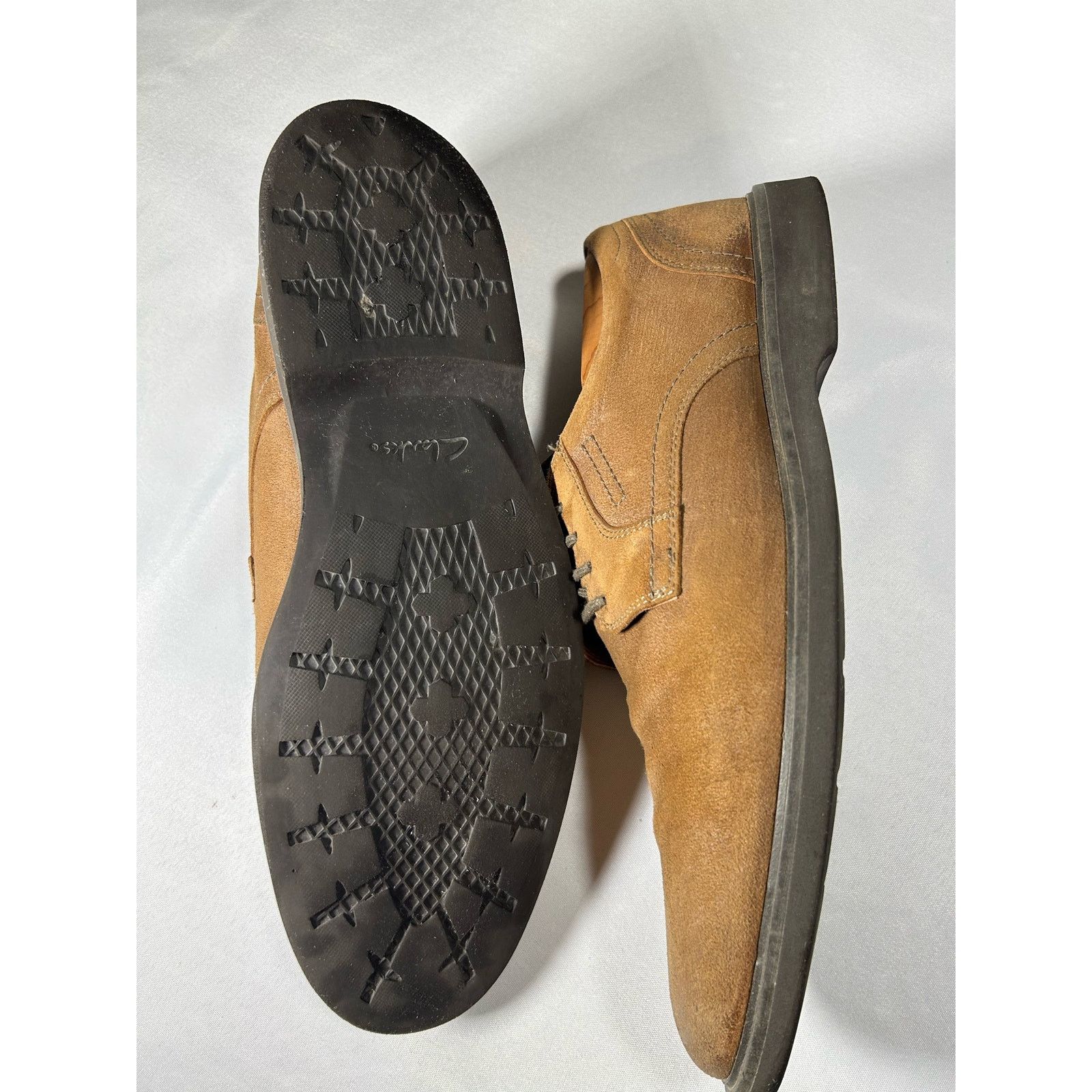 Clarks Clarks Mens 10 Oxford Comfort Brown suede Lace Up Classic Size US 10 / EU 43 - 5 Thumbnail