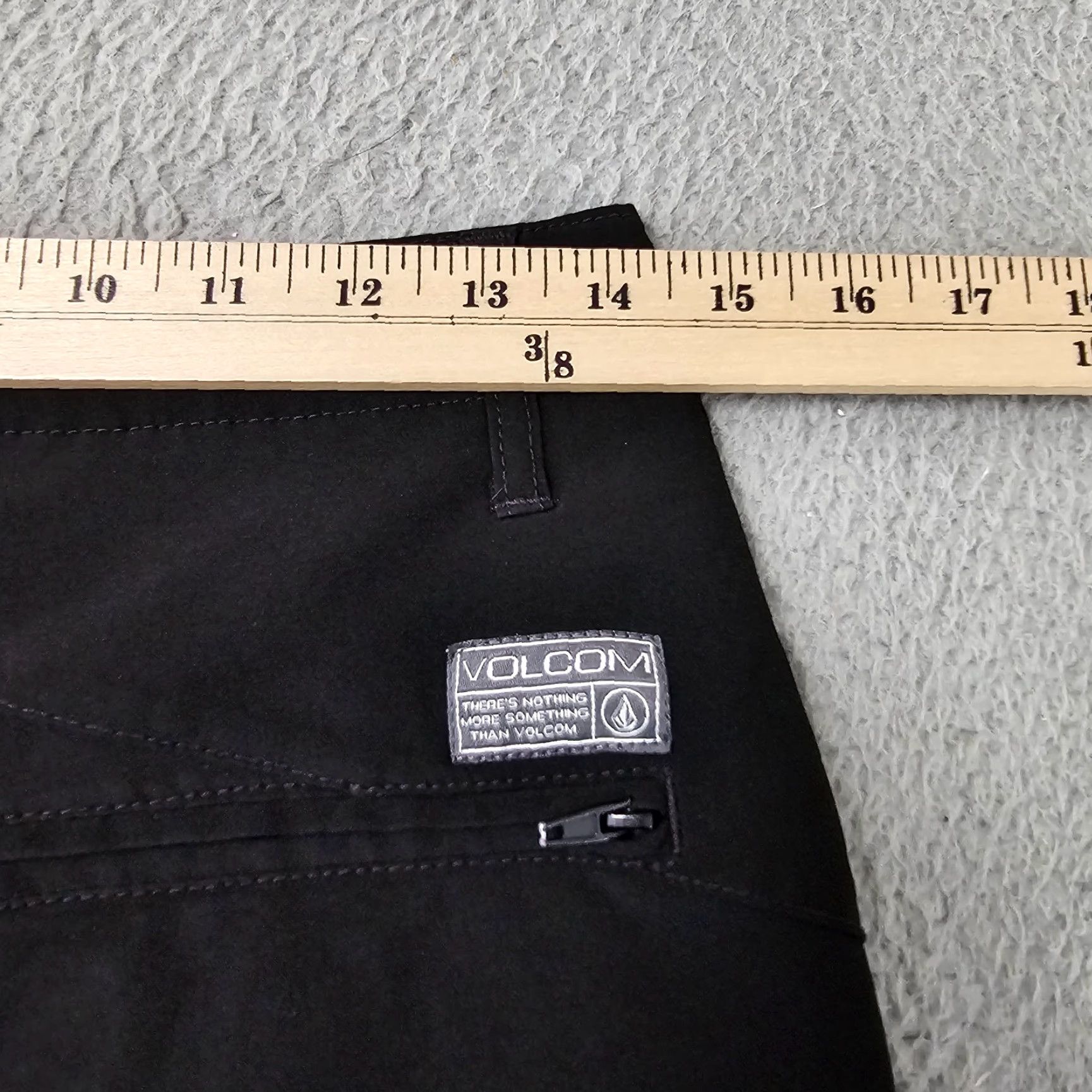 Volcom Volcom Shorts Mens 28 Black Chino Hybrid Casual Walk Skate Surf Turf Flat Front Size US 28 / EU 44 - 6 Thumbnail