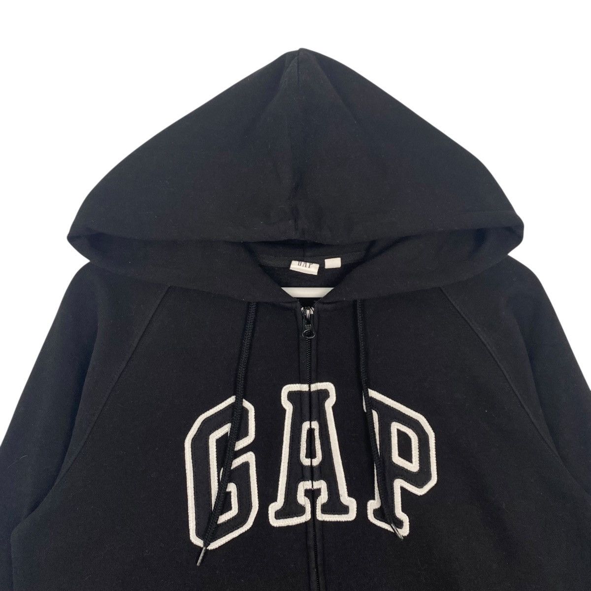 Other Vintage GAP Hoodie Big Logo Embroidered Black Size L Size US L / EU 52-54 / 3 - 4 Thumbnail