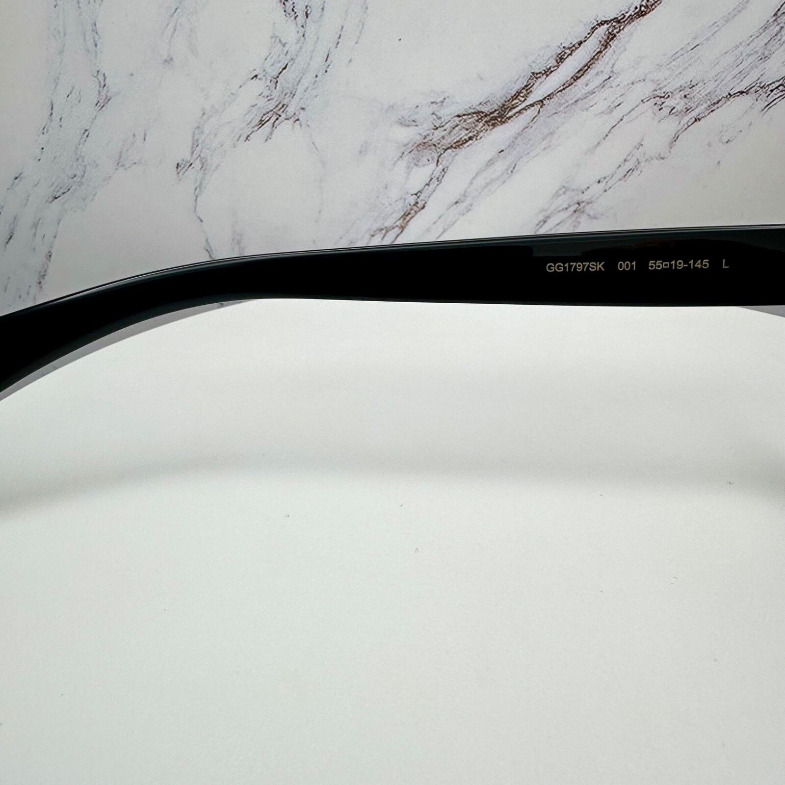 Gucci New GUCCI Sunglasses 2025 Collection Black 55mm Round Size ONE SIZE - 23 Thumbnail