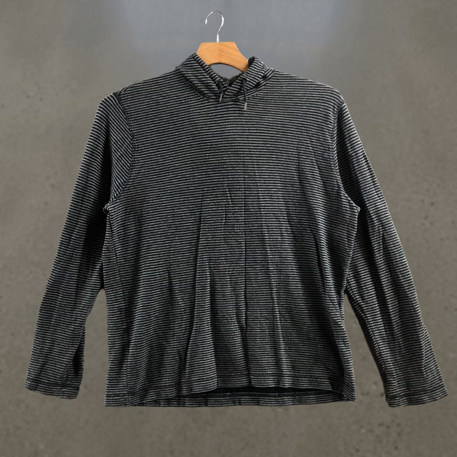 Banana Republic Banana Republic Hoodie Mens XL Black Striped Cotton Long Sleeve Hoodie Sweatshirt Pullover Regular Fit All Seasons with Hooded Mens Clothing Clothing Size US XL / EU 56 / 4 - 1 Thumbnail