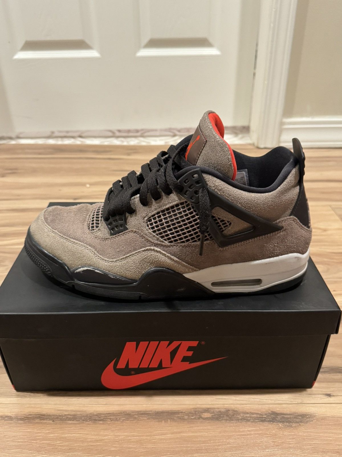 Jordan Brand Jordan 4 Taupe Haze Size US 12 / EU 45 - 1 Thumbnail