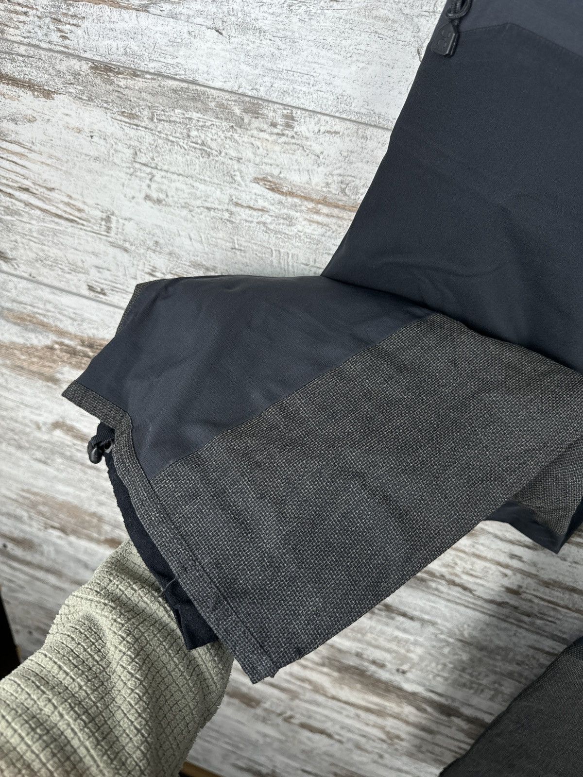 Goretex × Haglofs Mens Vintage Haglofs Gore-Tex ski pants recco black Size US 30 / EU 46 - 14 Thumbnail