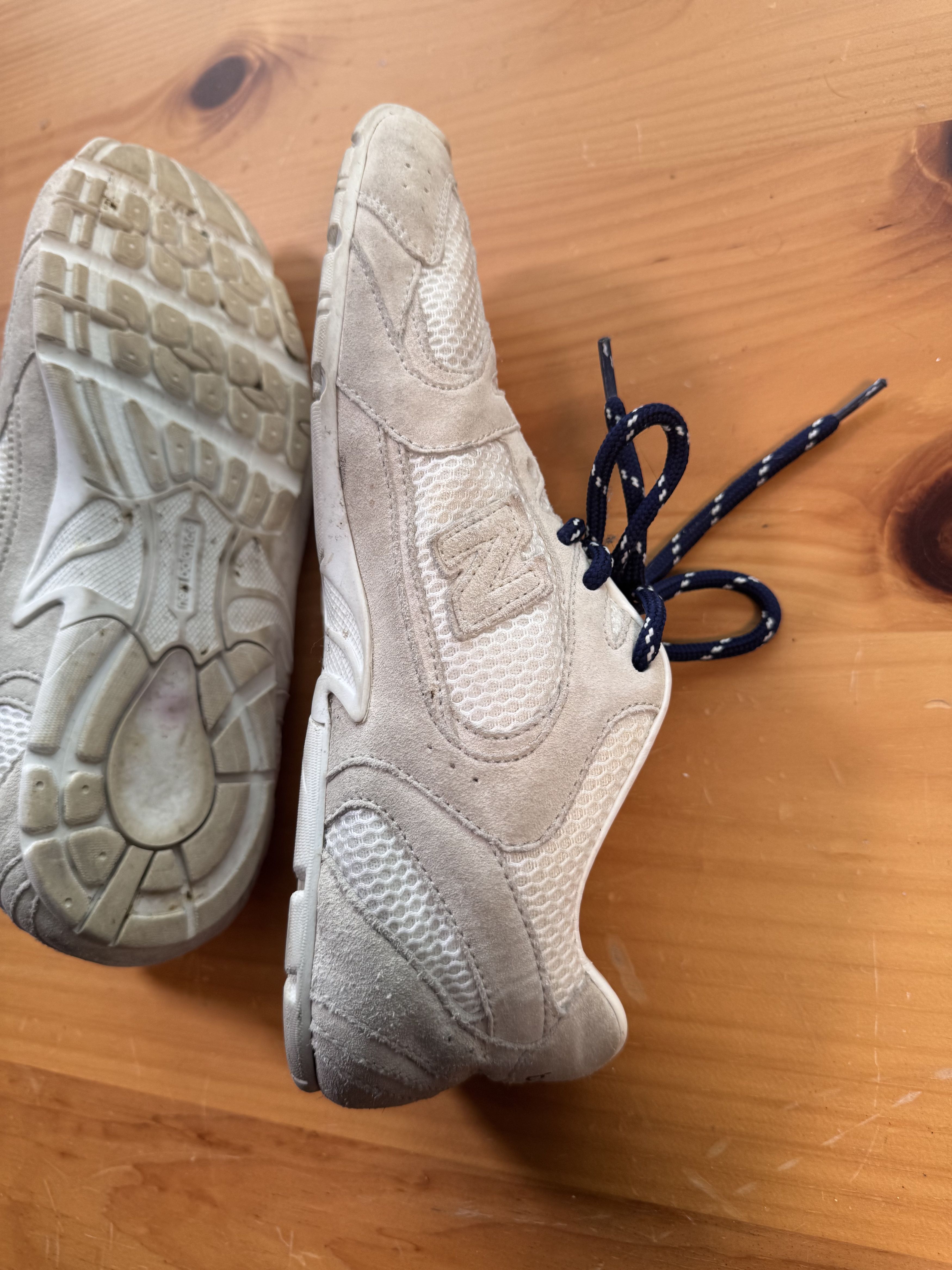 Miu Miu × New Balance Miu Miu New Balance 530 white Size US 8 / EU 41 - 10 Thumbnail