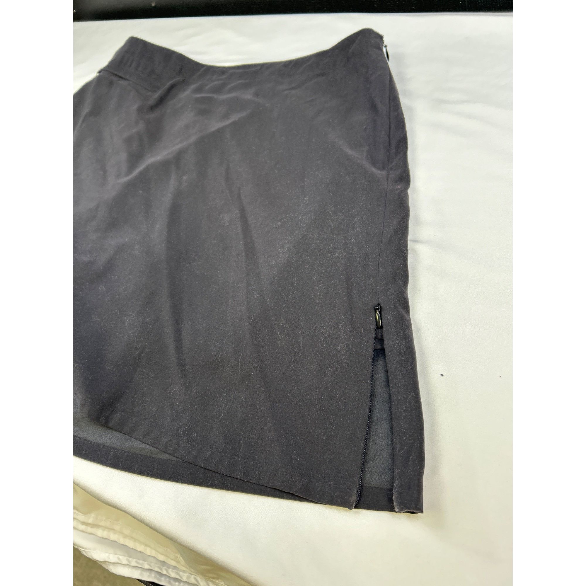 Patagonia Patagonia womens black skort with side zippers size 12 SKU 6 Size 34" / US 12 / IT 48 - 5 Thumbnail