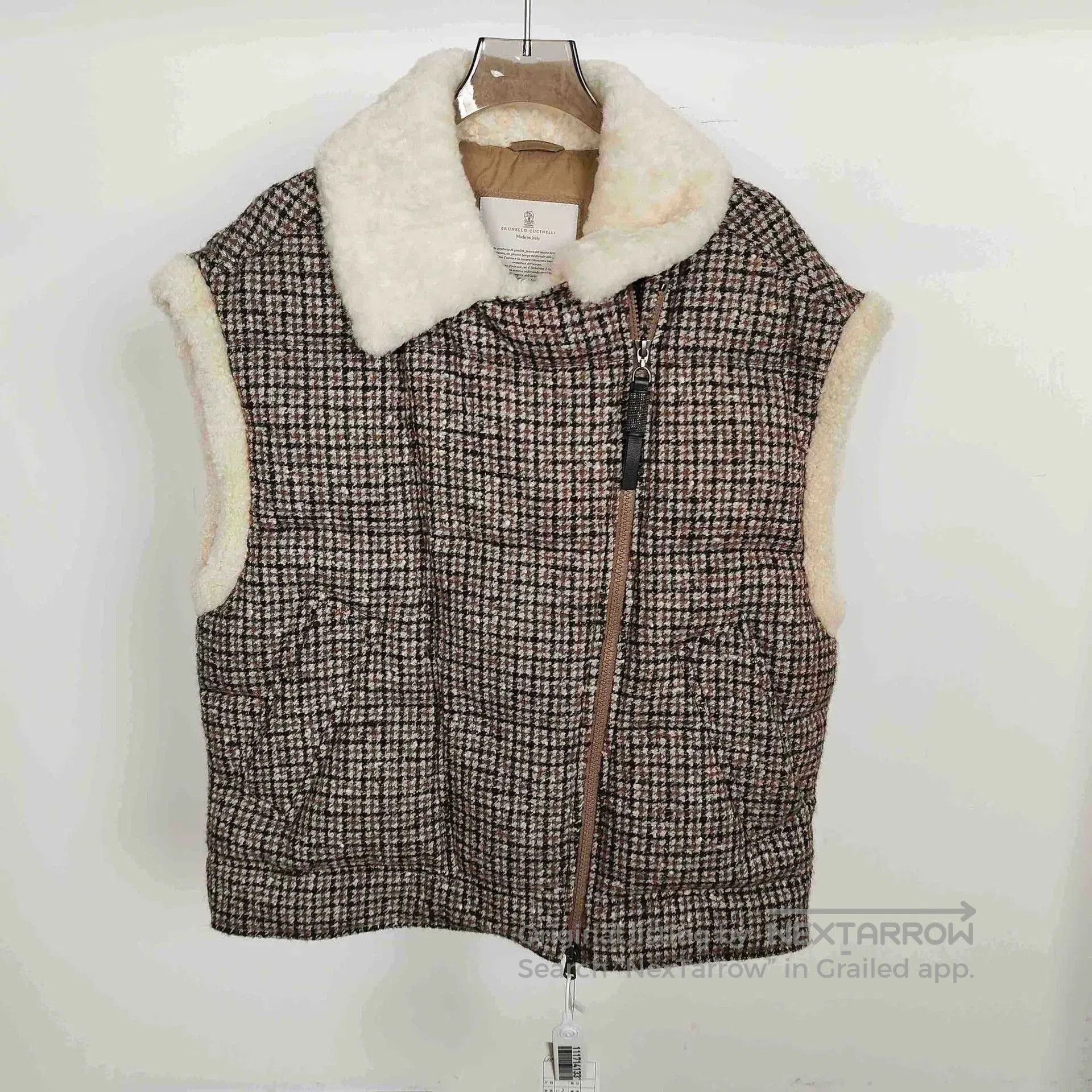 Brunello Cucinelli Brunello Cucinelli Fur Collar Down Vest. Size US XL / EU 56 / 4 - 1 Thumbnail