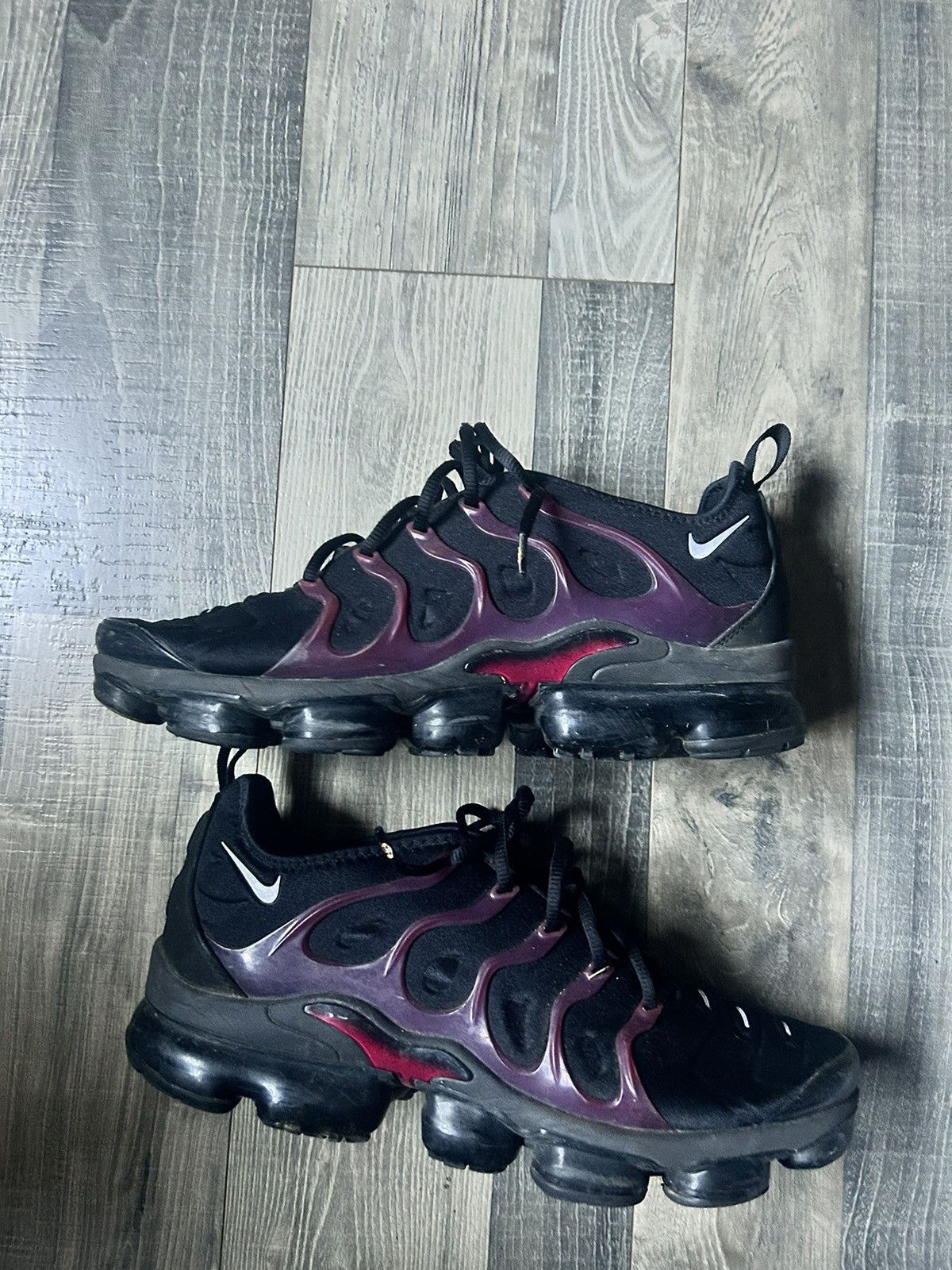 Nike VAPORMAX PLUS NOBLE RED 🍇 Size US 11 / EU 44 - 4 Thumbnail