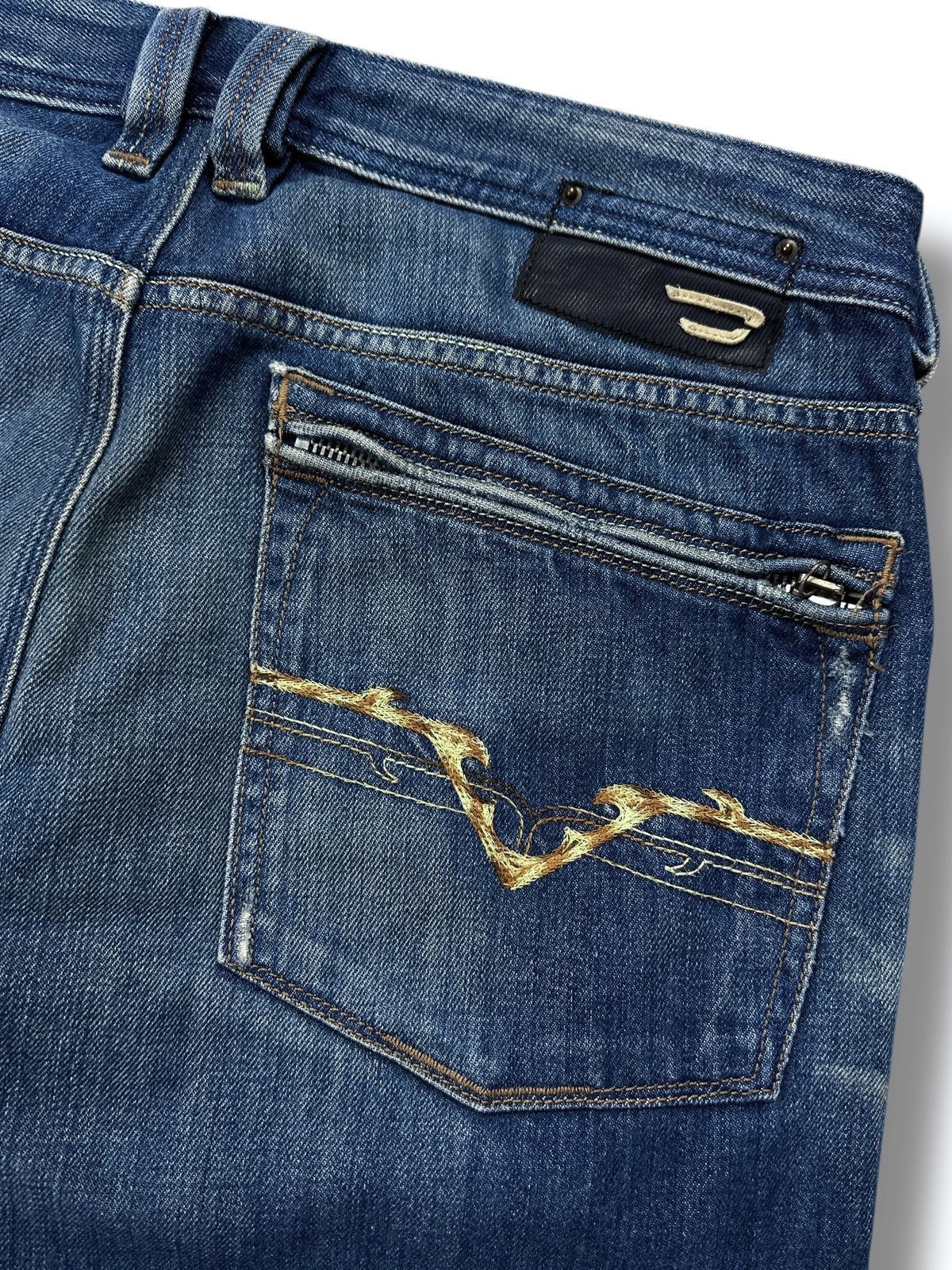 Diesel Vintage Y2K Diesel Distressed Denim Men’s Jeans Size W31 L34 Size US 31 - 6 Thumbnail