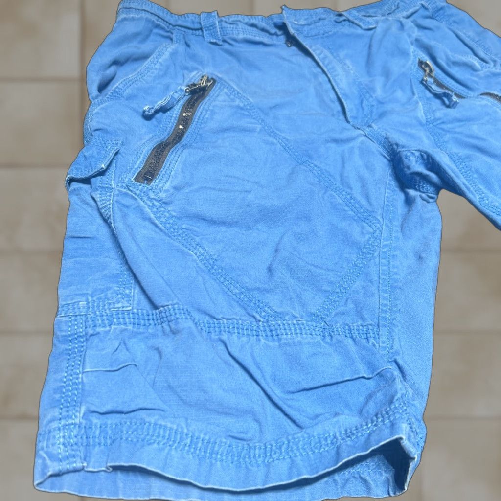 Vintage Armani Exchange Women's Shorts Cargo Blue 28 Khaki - Pre-owned - Regular Size 28 Womens Blue Armani Exchange Size 28" / US 6 / IT 42 - 1 Thumbnail