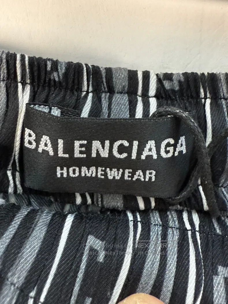 Balenciaga Balenciaga All-over print cargo shorts, size 50 Size US 34 / EU 50 - 4 Thumbnail