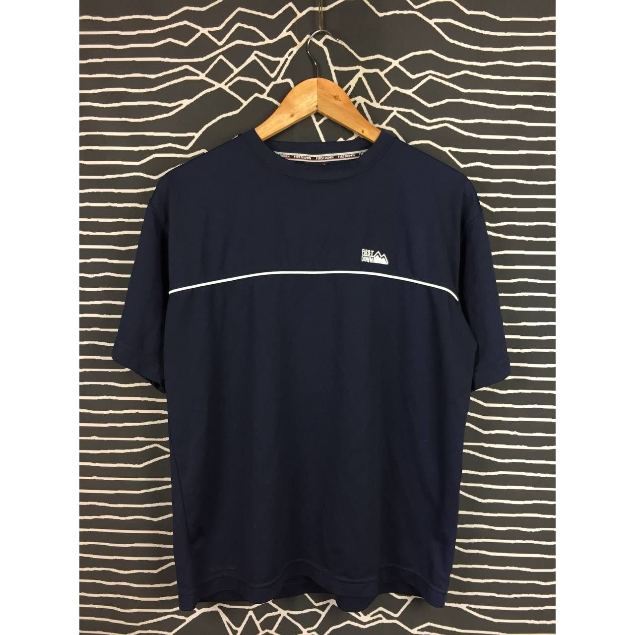 Vintage First Down Outdoor Brand Dream It Be It Activewear Tee Size US L / EU 52-54 / 3 - 1 Thumbnail