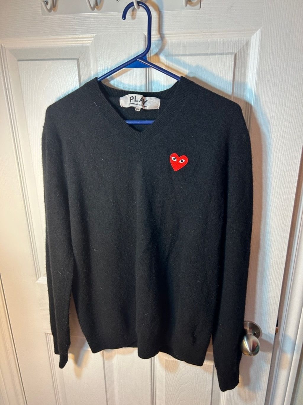 Comme des Garcons Play Comme des Garcons Men's V-Neck Wool Sweater with Heart Size US XL / EU 56 / 4 - 3 Thumbnail