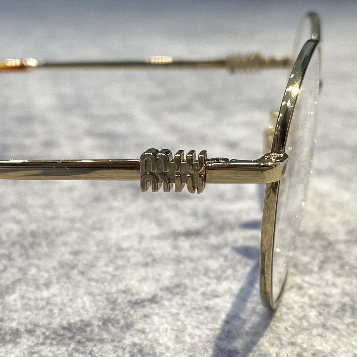 Miu Miu MIU MIU 52XV 5AK101 Sunglasses Size ONE SIZE - 4 Thumbnail