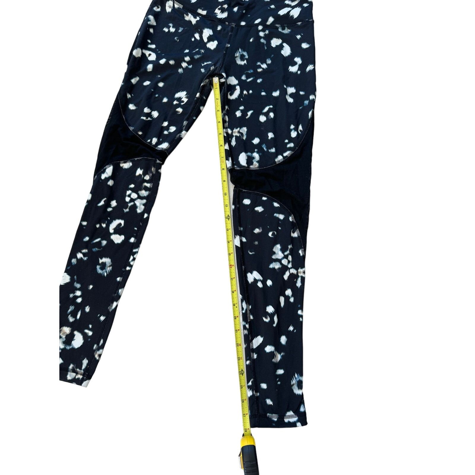 Varley Varley Bayview Leggings, Blue/Black Nightstalker Abstract Size 26" / US 2 / IT 38 - 9 Thumbnail
