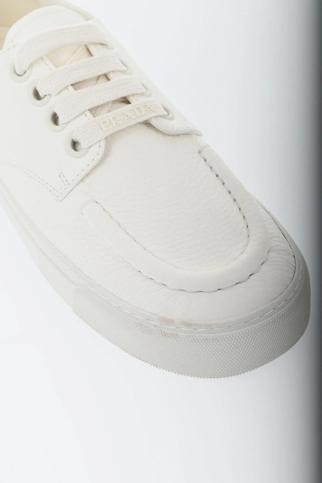 Prada og1mm0426 Hammered Leather Lace-Up Sneakers in White Size US 7 / EU 40 - 4 Thumbnail