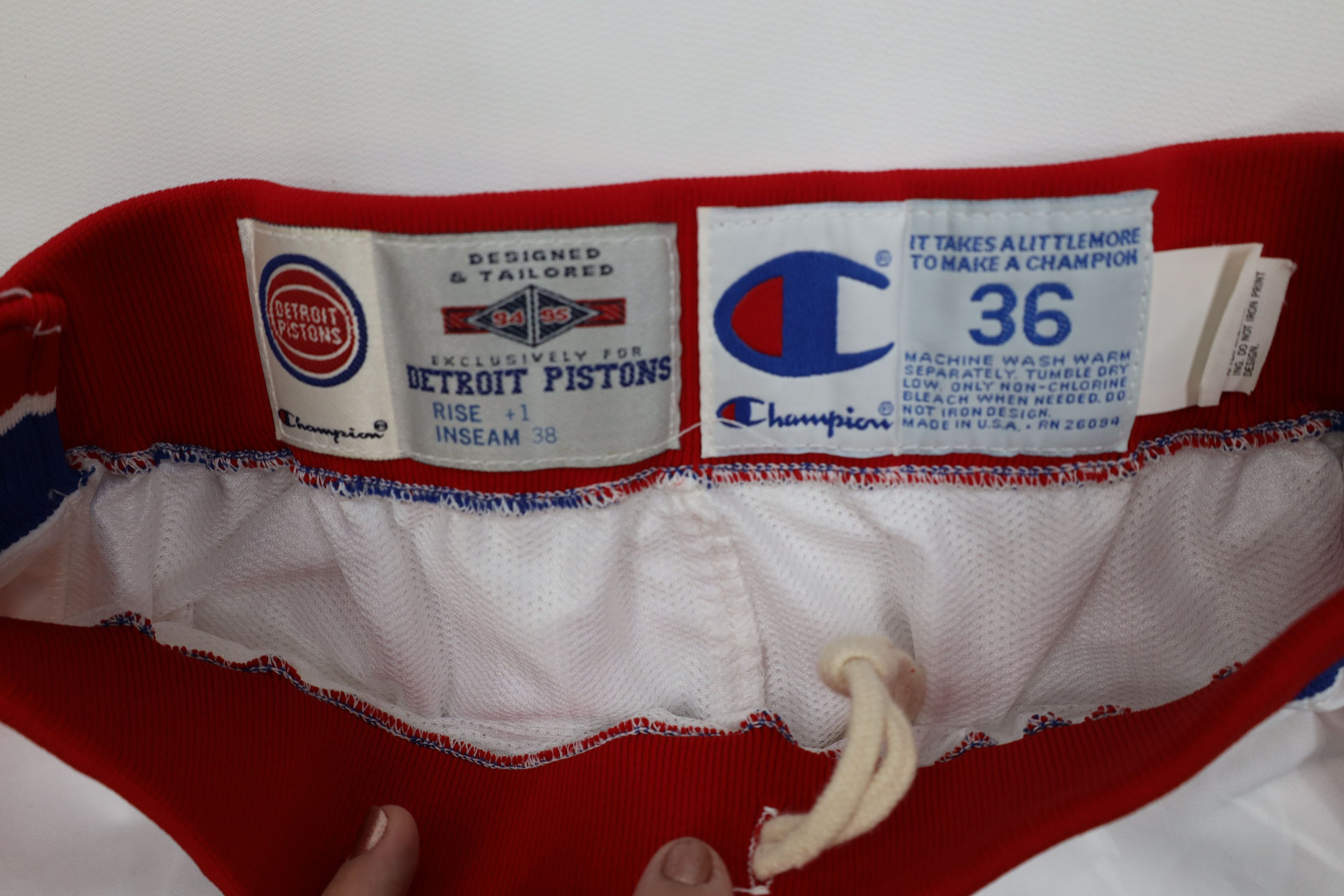 Champion Vintage Champion NBA Game Detroit Pistons Basketball Pants Size US 36 / EU 52 - 9 Thumbnail